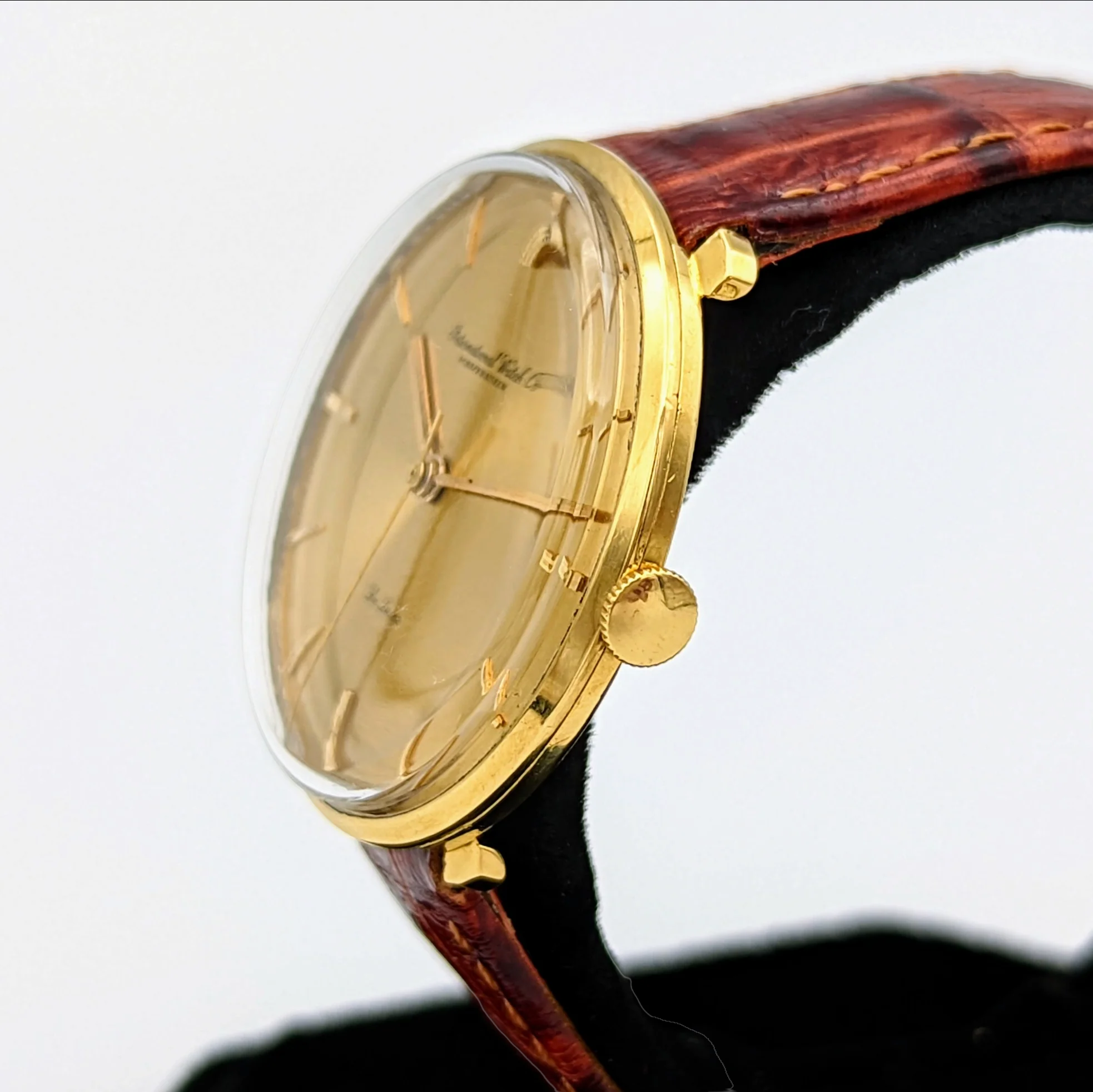 18K Solid Gold IWC De Luxe Wristwatch Swiss Made Cal. 401 - Image 12
