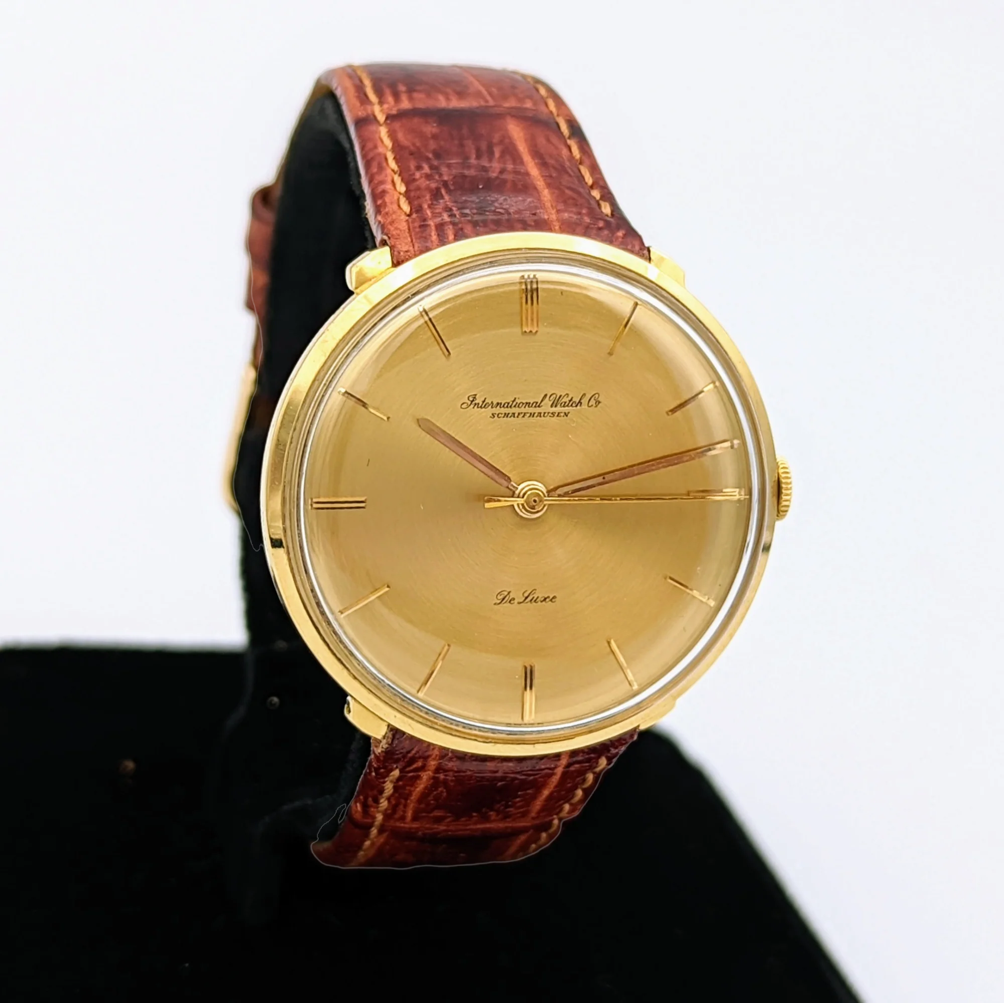 18K Solid Gold IWC De Luxe Wristwatch Swiss Made Cal. 401 - Image 13