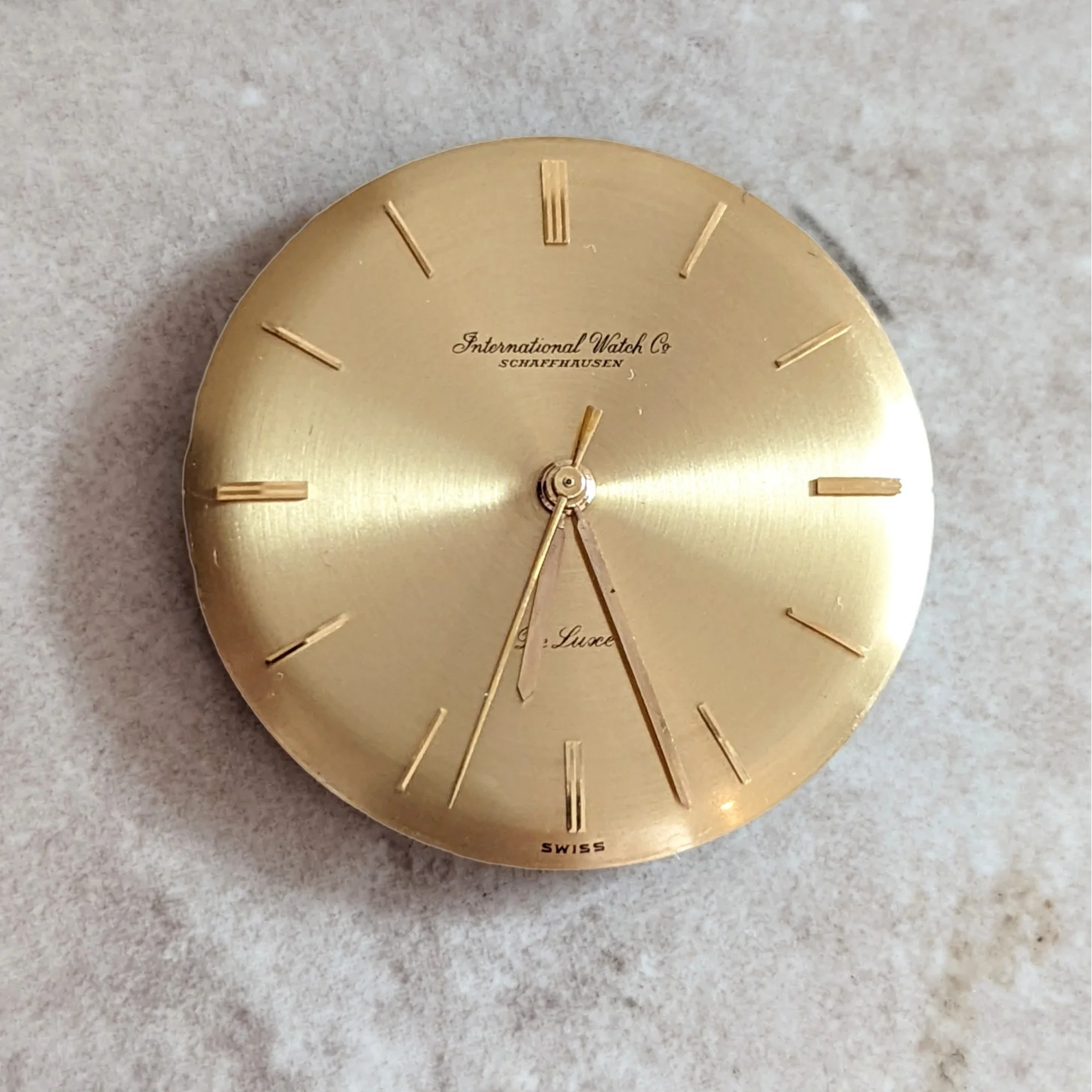 18K Solid Gold IWC De Luxe Wristwatch Swiss Made Cal. 401 - Image 7