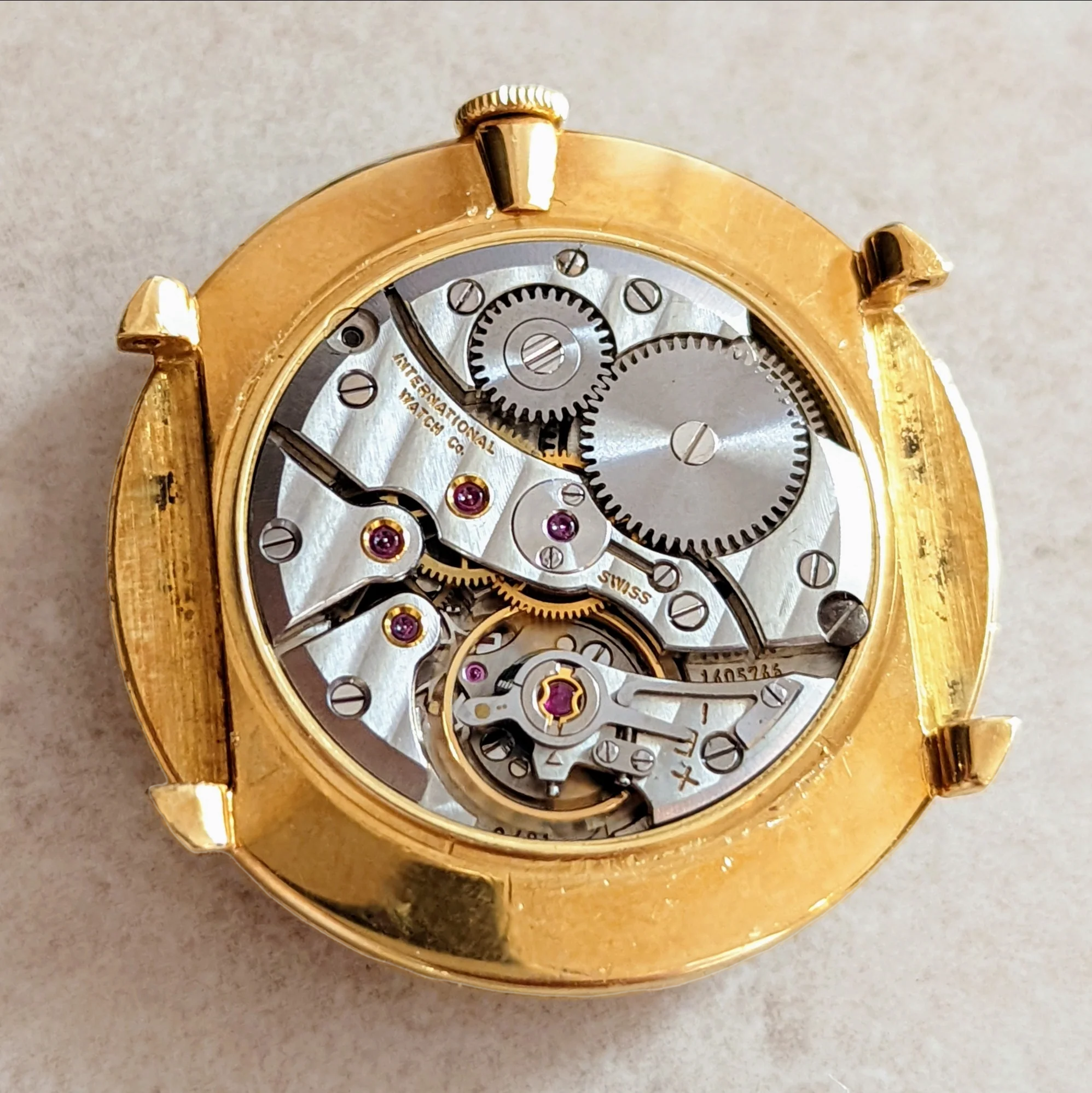 18K Solid Gold IWC De Luxe Wristwatch Swiss Made Cal. 401 - Image 9