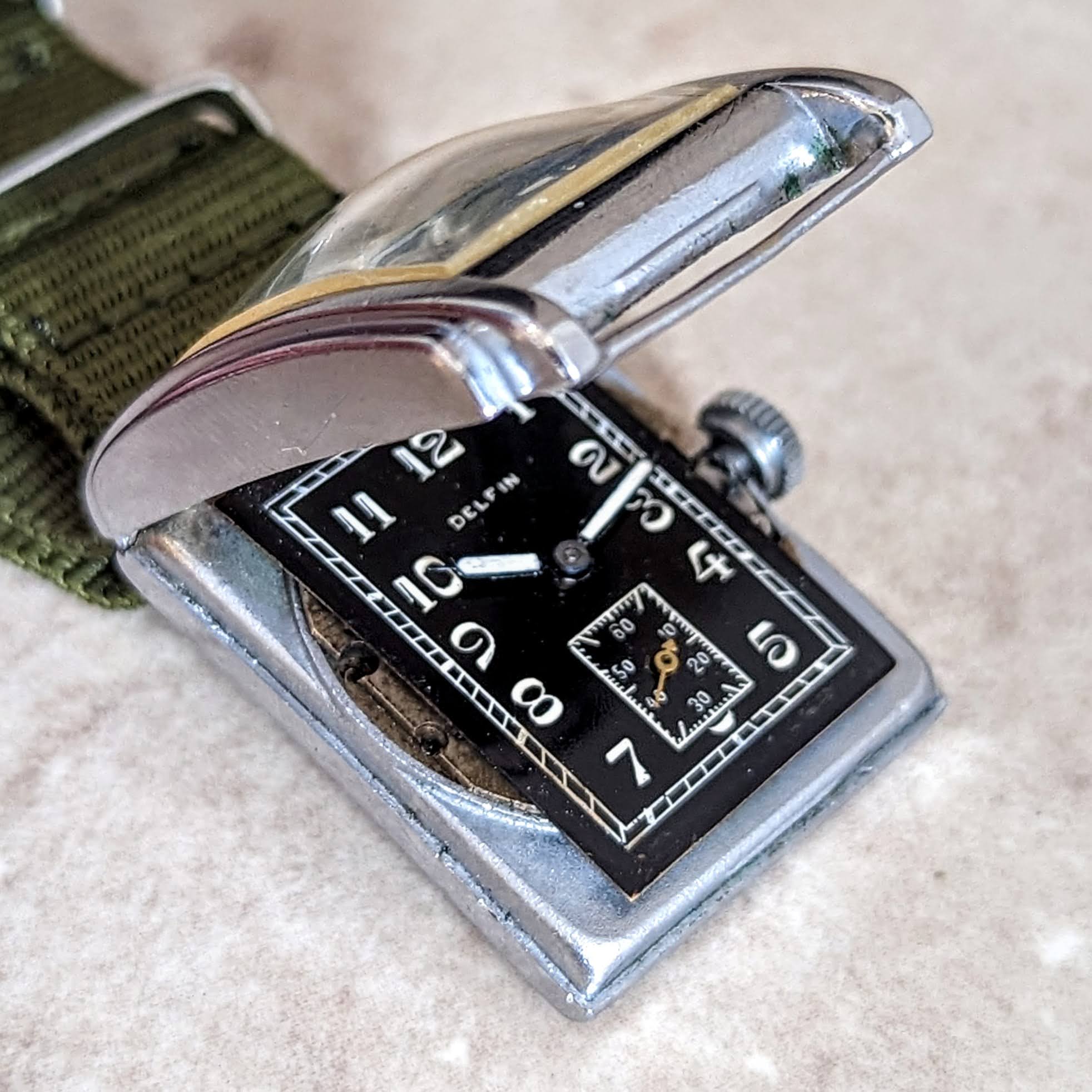 1940s DELFIN Tank Wristwatch 15 Rubies Swiss Made Vintage Watch - Image 10