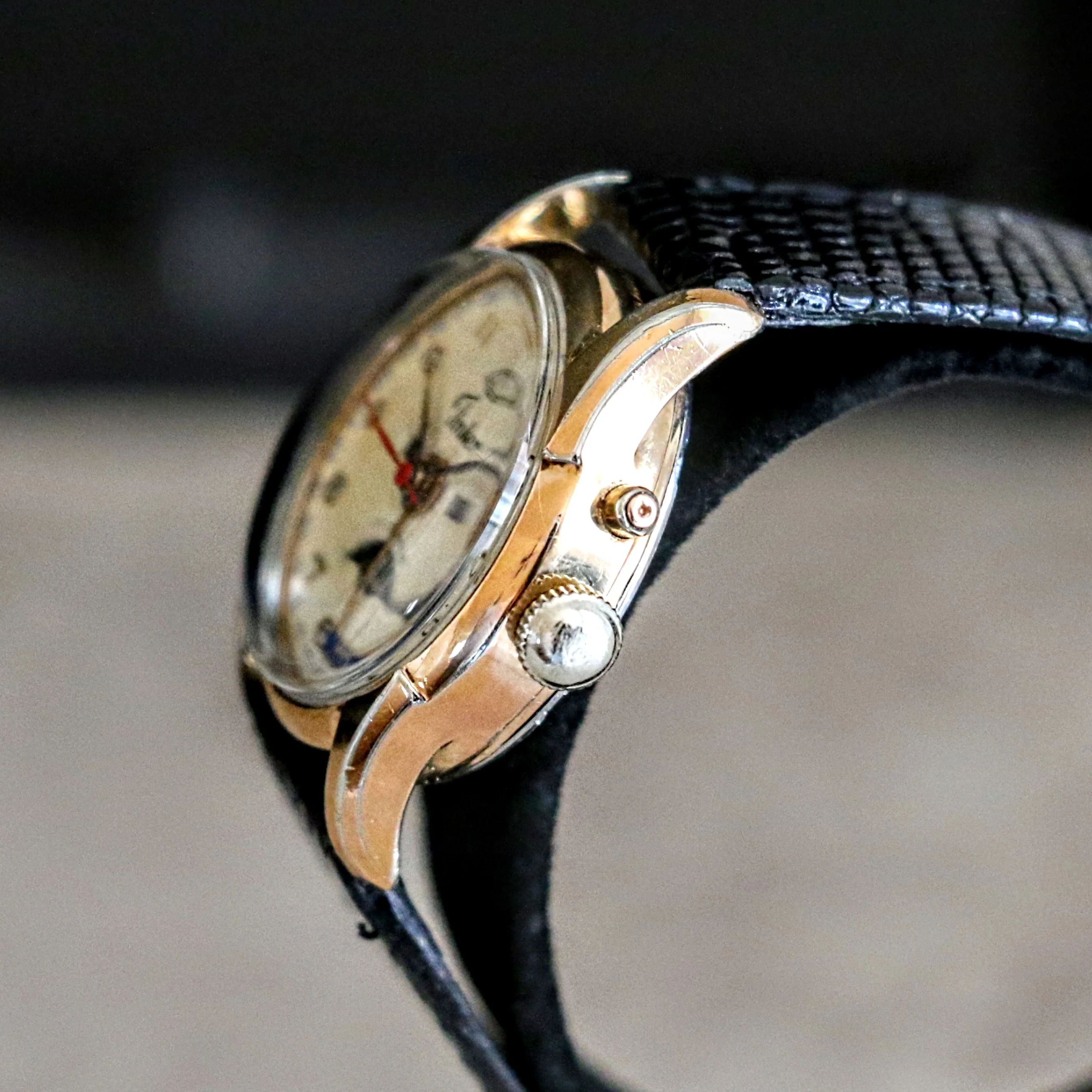 1940s TINKER Triple Calendar Moon Phase Wristwatch Cal. VALJOUX 89 Watch - Image 8