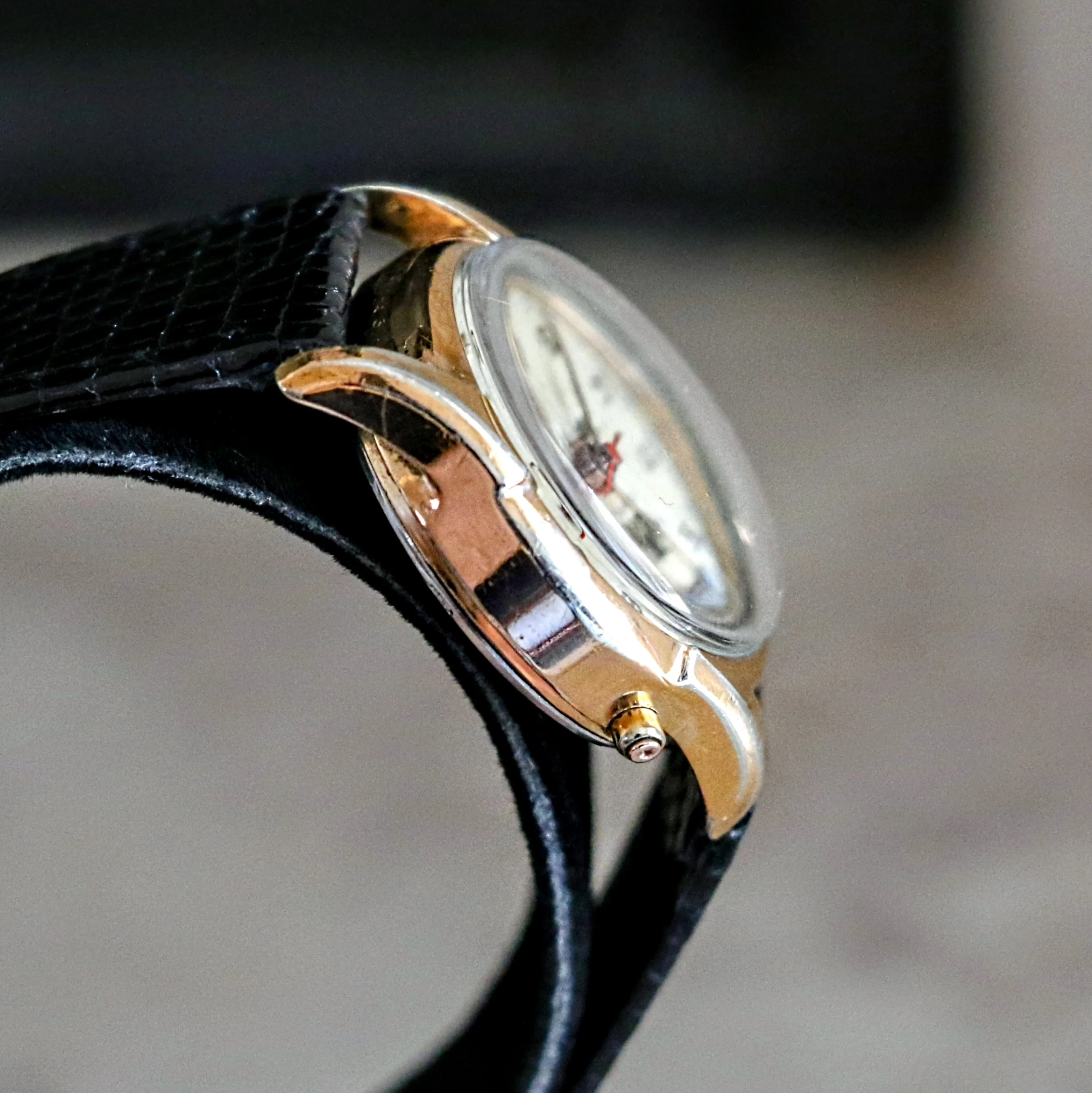 1940s TINKER Triple Calendar Moon Phase Wristwatch Cal. VALJOUX 89 Watch - Image 9