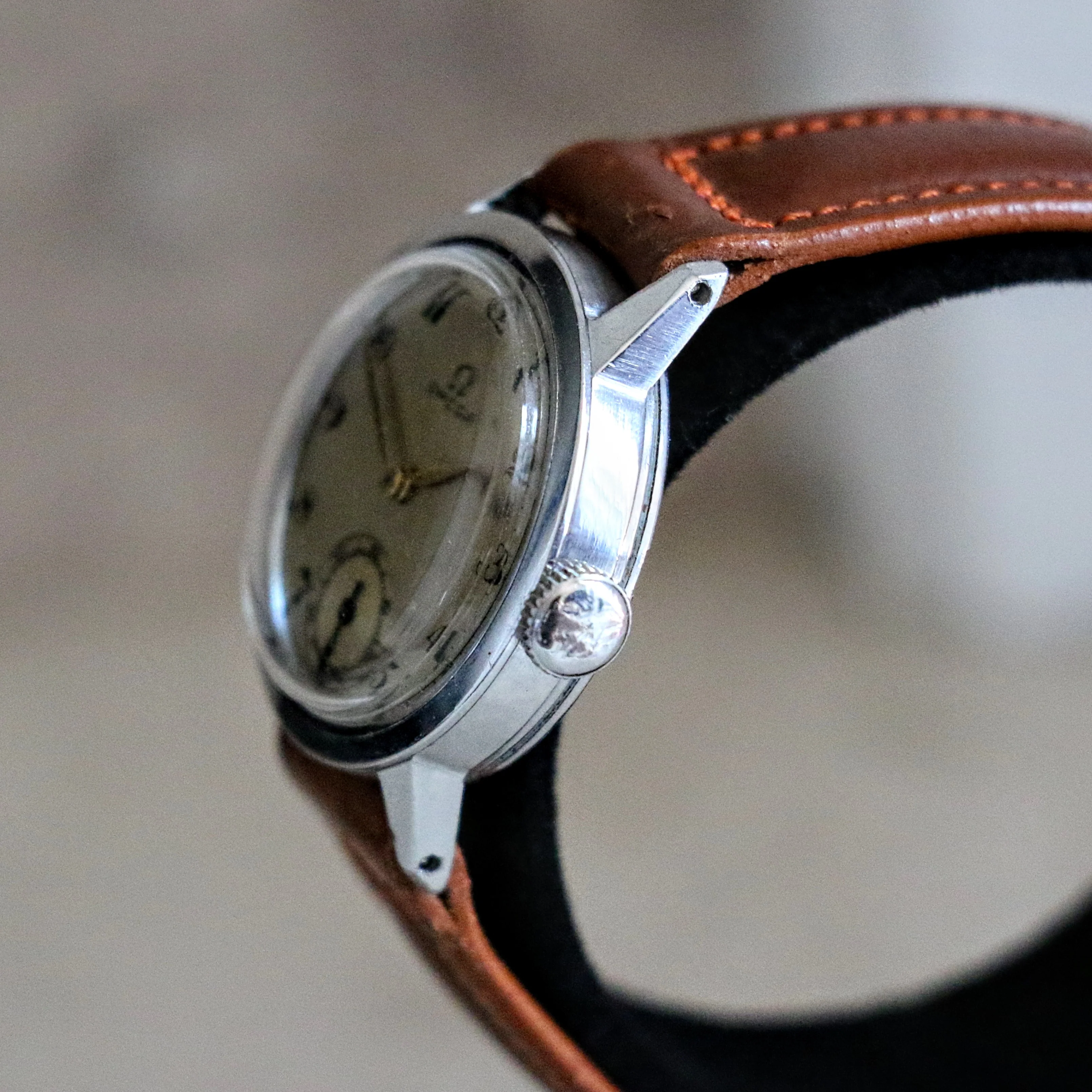 1944 OMEGA Military WWII Wristwatch 15 Jewels Cal. 26.5 T Swiss Made Watch - Image 7