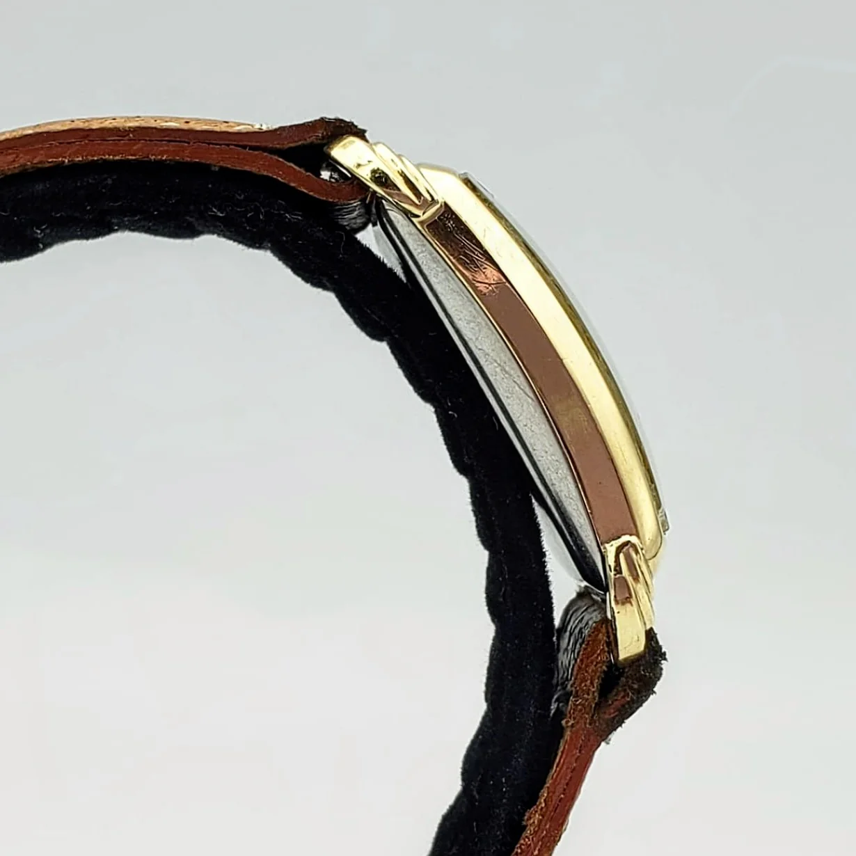 1947 BULOVA Senator Two-Tone Black Dial U.S.A. Caliber 8AE 17 Jewels Watch - Image 10
