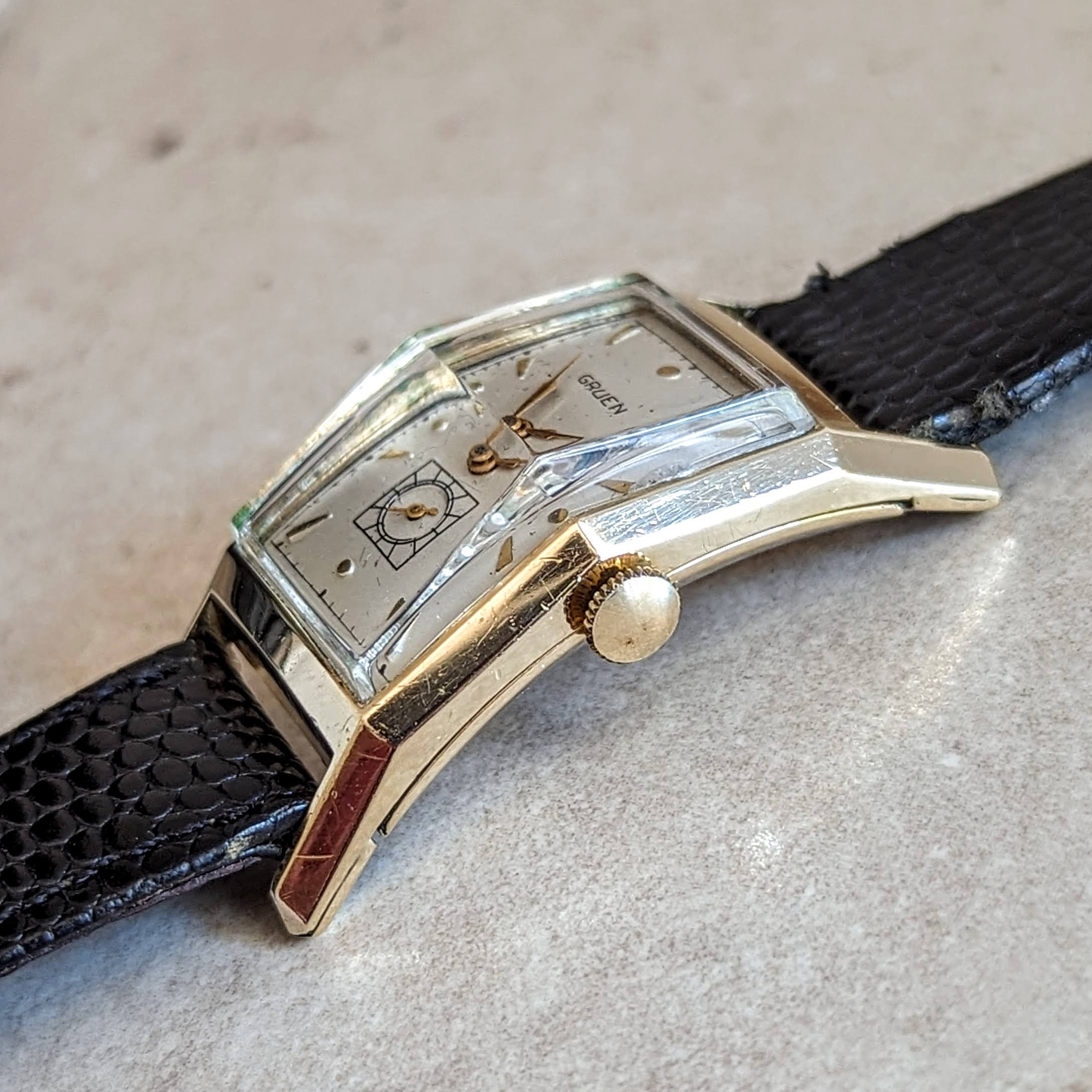 1948 GRUEN Curvex Precision Wristwatch “Curvametric” 17 Jewels Cal. 370 Swiss Watch - Image 10