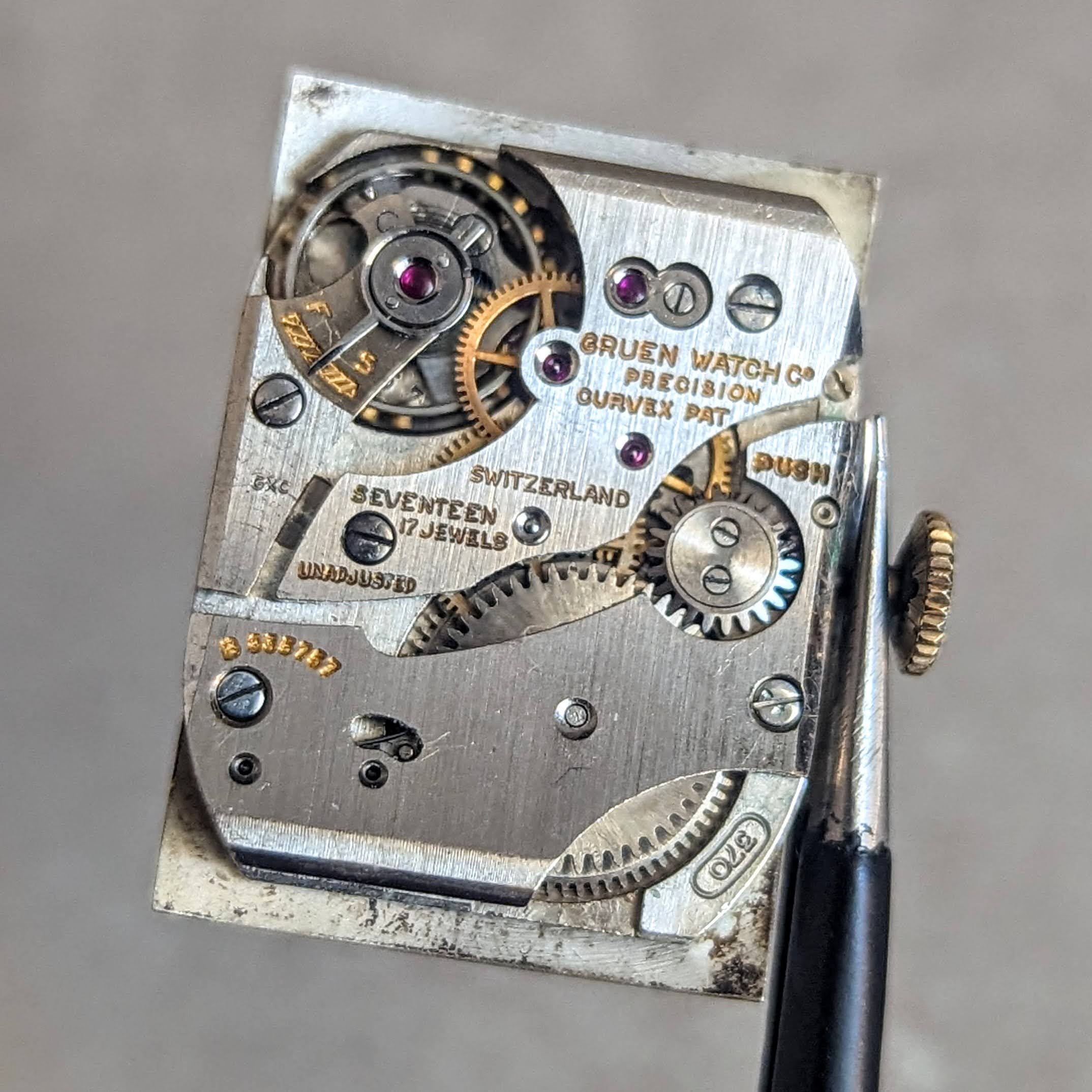1948 GRUEN Curvex Precision Wristwatch “Curvametric” 17 Jewels Cal. 370 Swiss Watch - Image 21