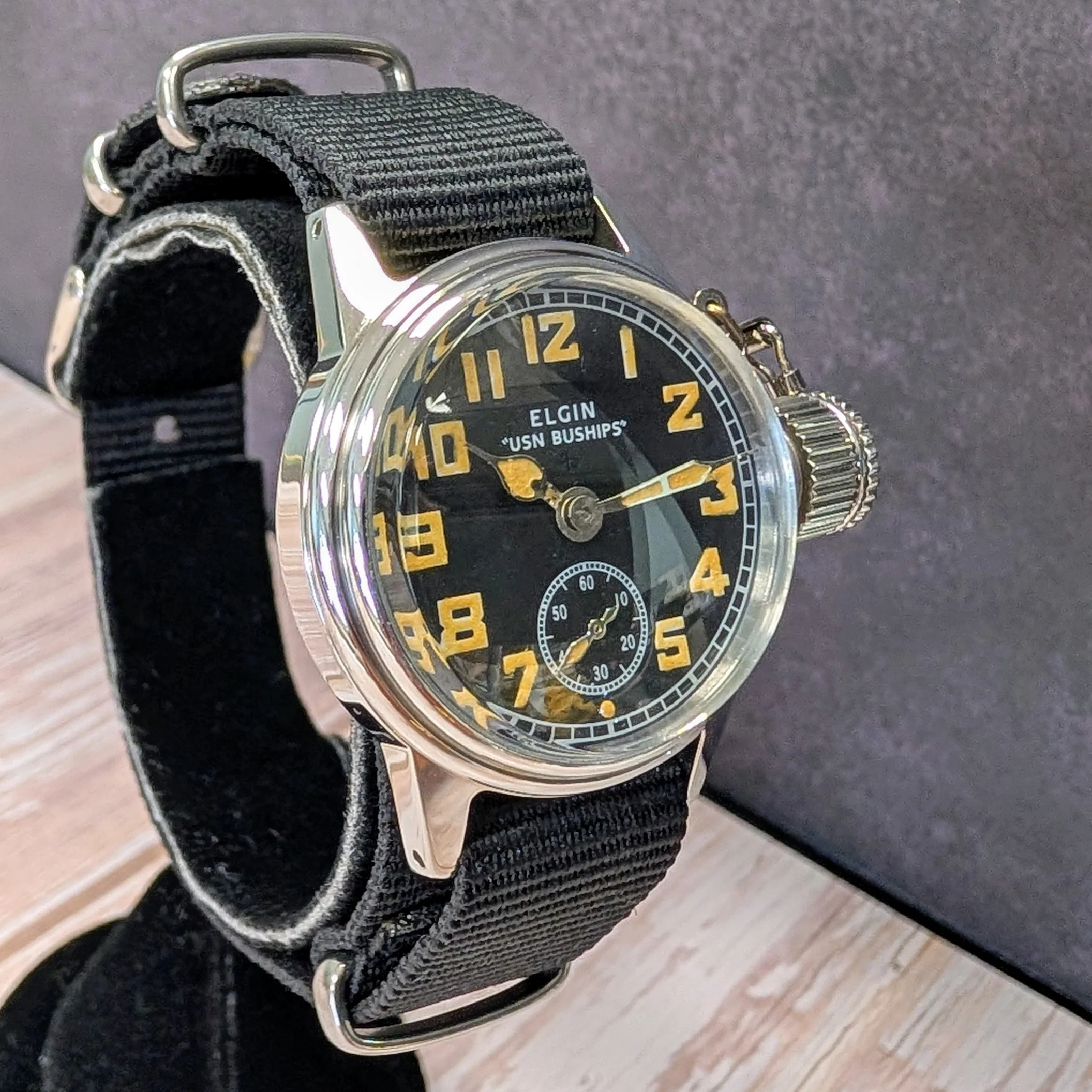 1950 Elgin USN Buships Diver Canteen-Style Watch Grade 554 15 Jewels Military-Style Wristwatch UDT 5 - Image 2