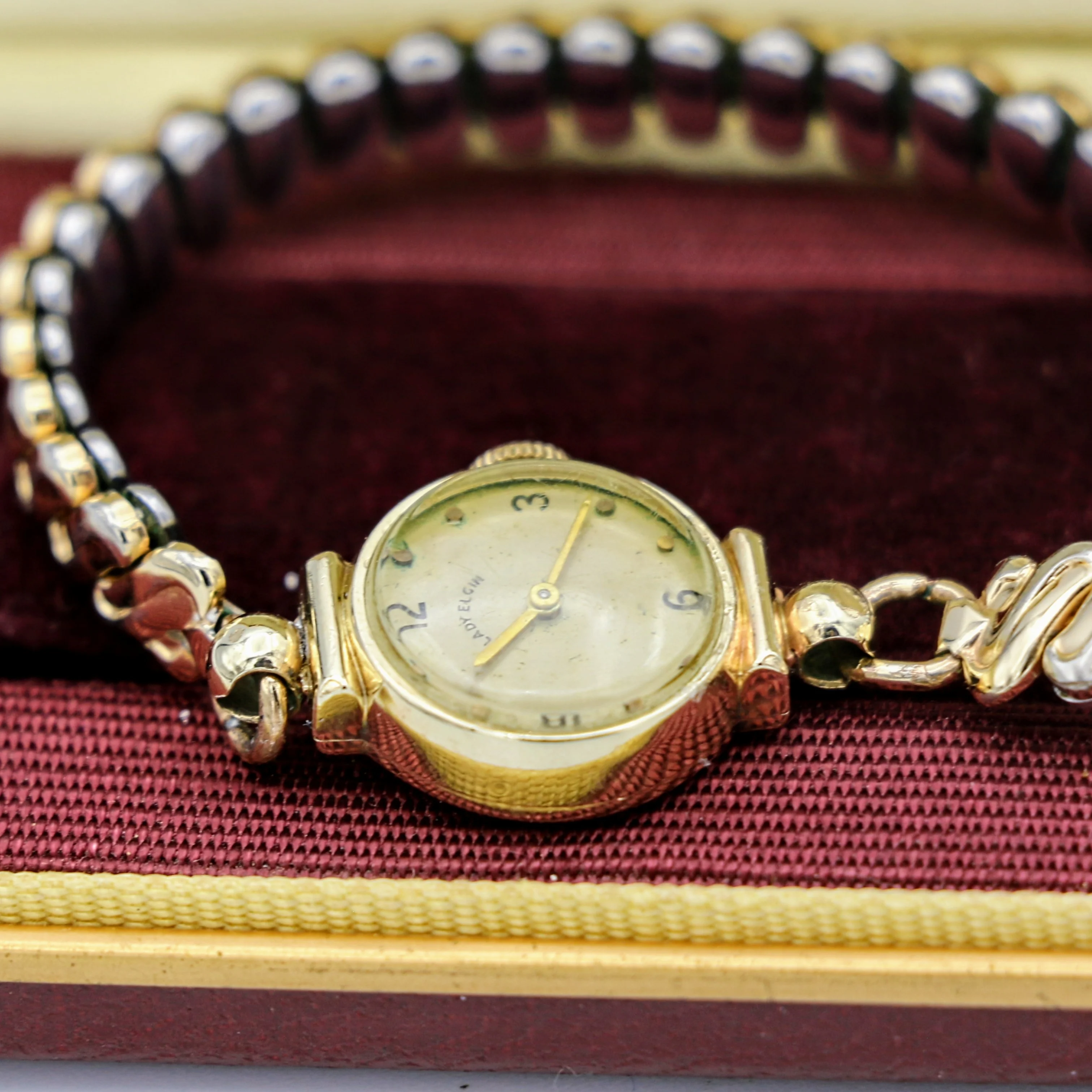 1950 Ladies Elgin Wristwatch Elgin Grade 650 19 Jewels Watch - Image 5