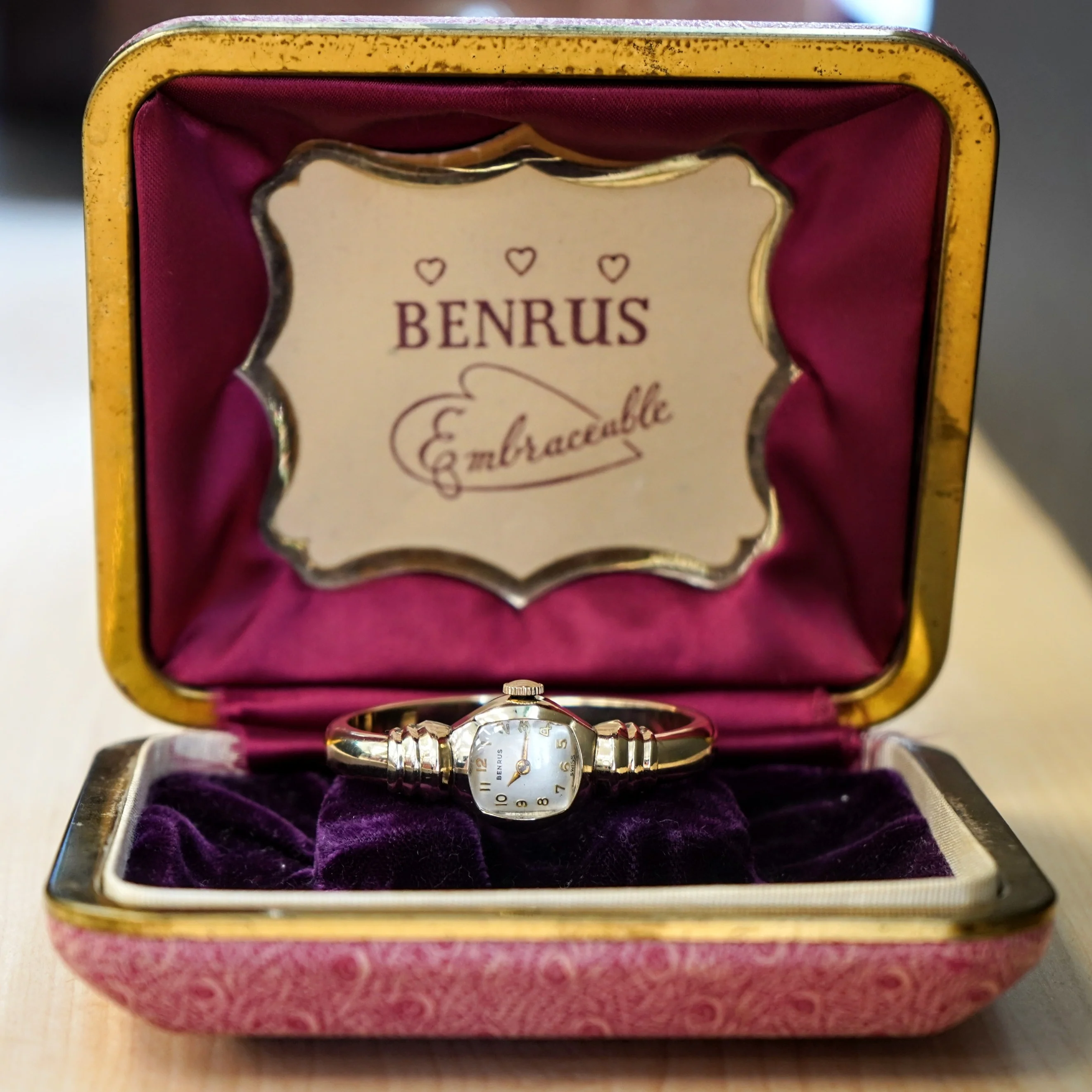 1950's BENRUS Embraceable Ladies Watch 17 Jewels Model BM1 Swiss Wristwatch - In BOX! - Image 14