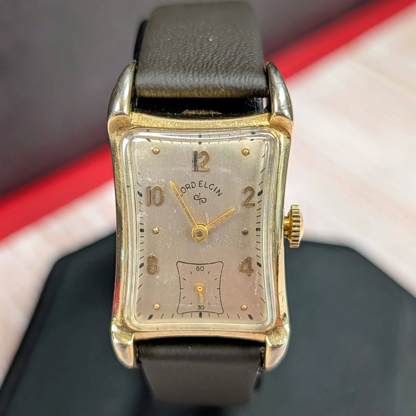 1951 Lord Elgin "Cheswick" Watch Ref. 4624 Grade 626 21 Jewels 14K GF Tank Case Vintage Wristwatch - Image 4