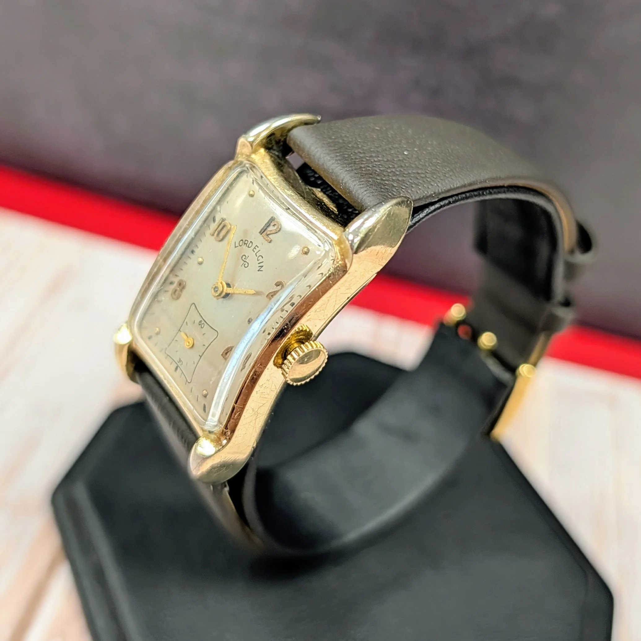 1951 Lord Elgin "Cheswick" Watch Ref. 4624 Grade 626 21 Jewels 14K GF Tank Case Vintage Wristwatch - Image 6