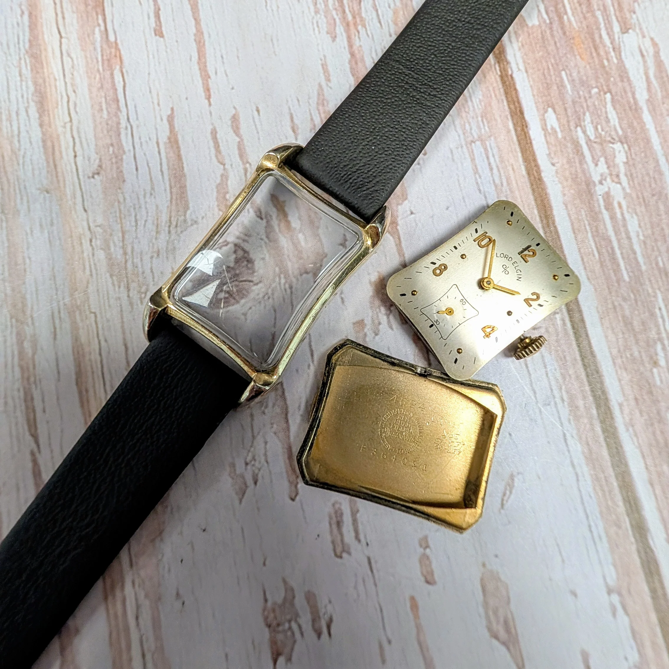 1951 Lord Elgin "Cheswick" Watch Ref. 4624 Grade 626 21 Jewels 14K GF Tank Case Vintage Wristwatch - Image 9