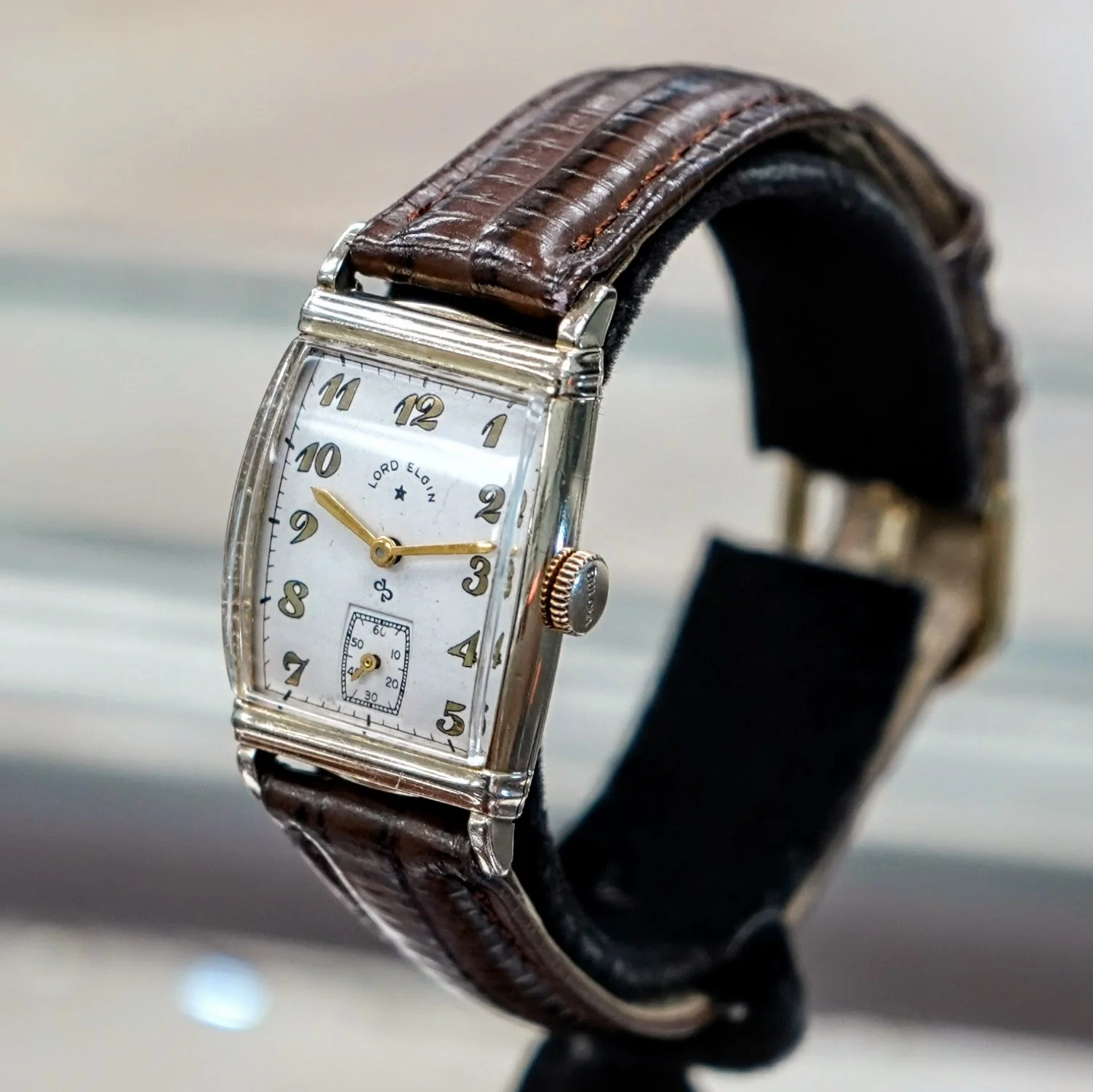 1952 LORD ELGIN Watch 21 Jewels Grade 670 Wristwatch 14K GF Tank Case U.S.A. - Image 2