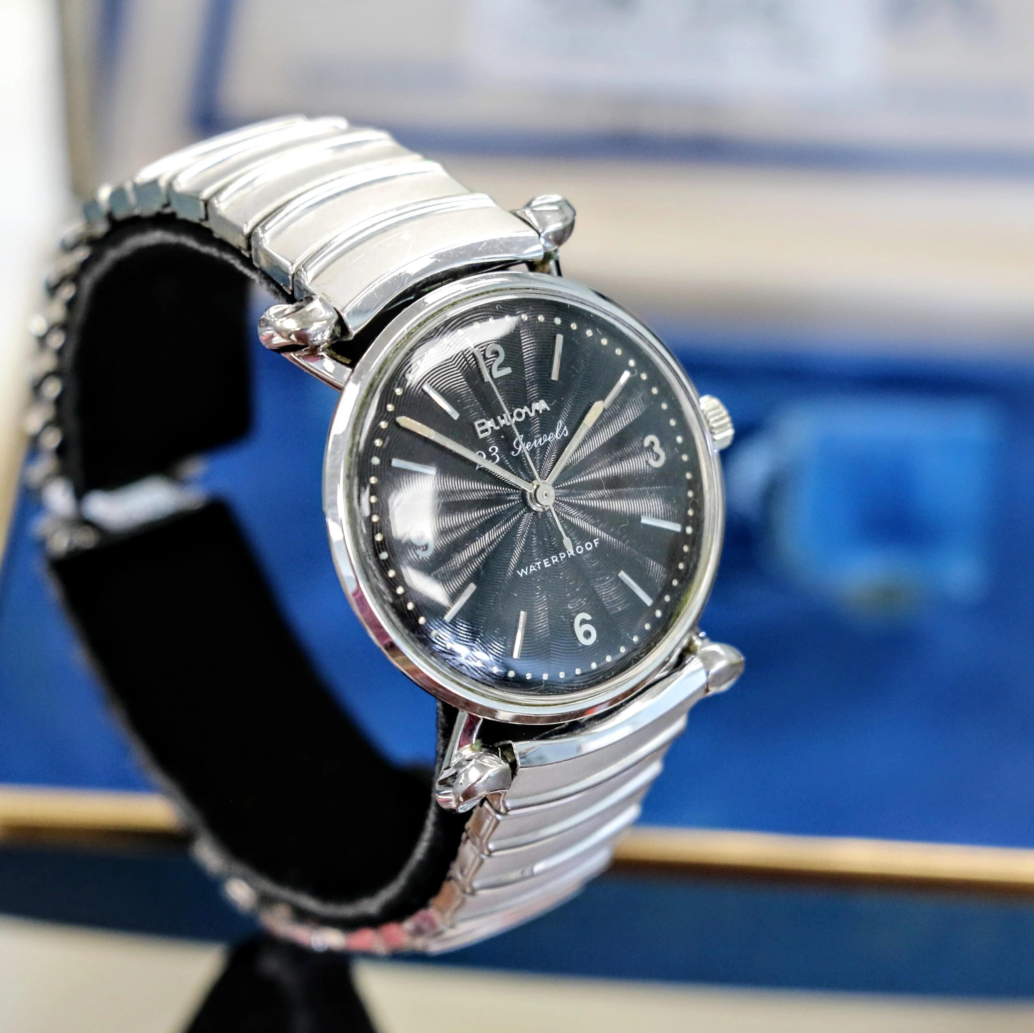 1960 BULOVA President "JW" 23 Jewels Waterproof Black Sunburst Dial - ALL ORIGINAL - Image 3