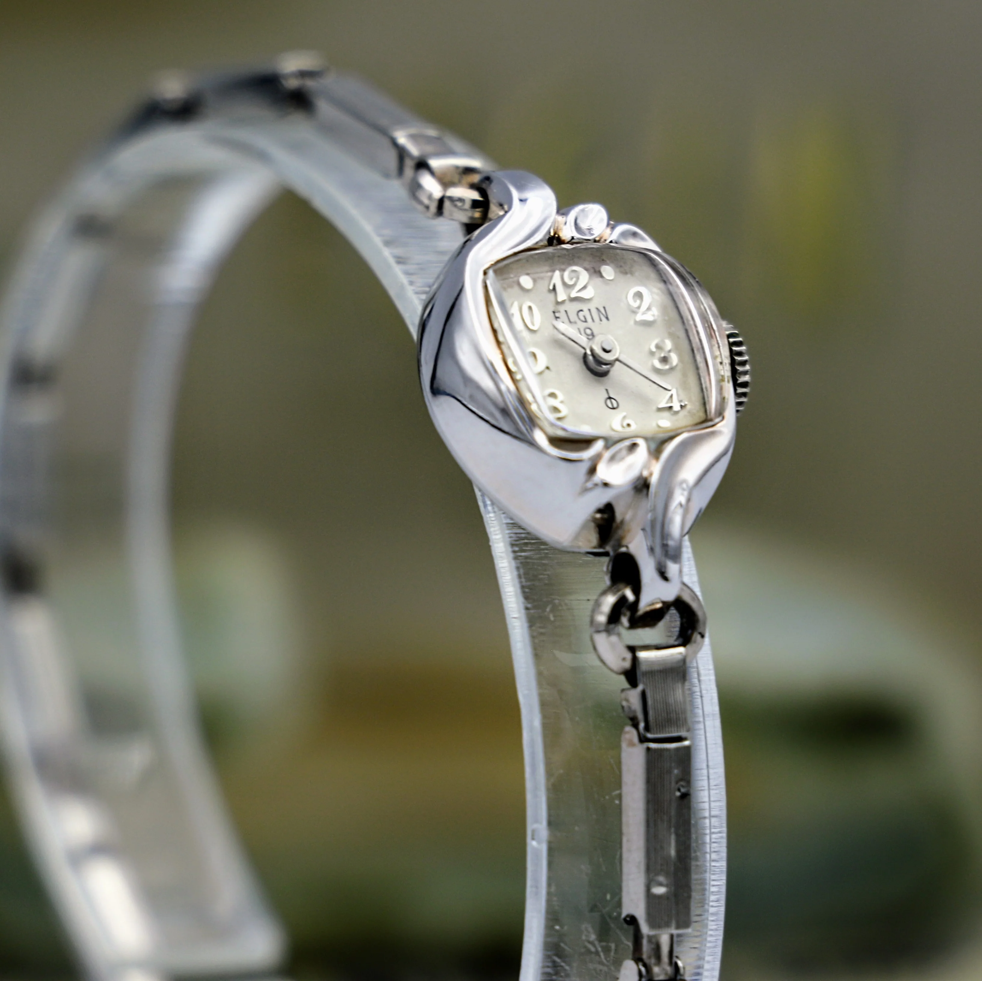 Ladies ELGIN Wristwatch 1960s American Grade 832 19 Jewels Vintage Watch - IN BOX! - Image 6