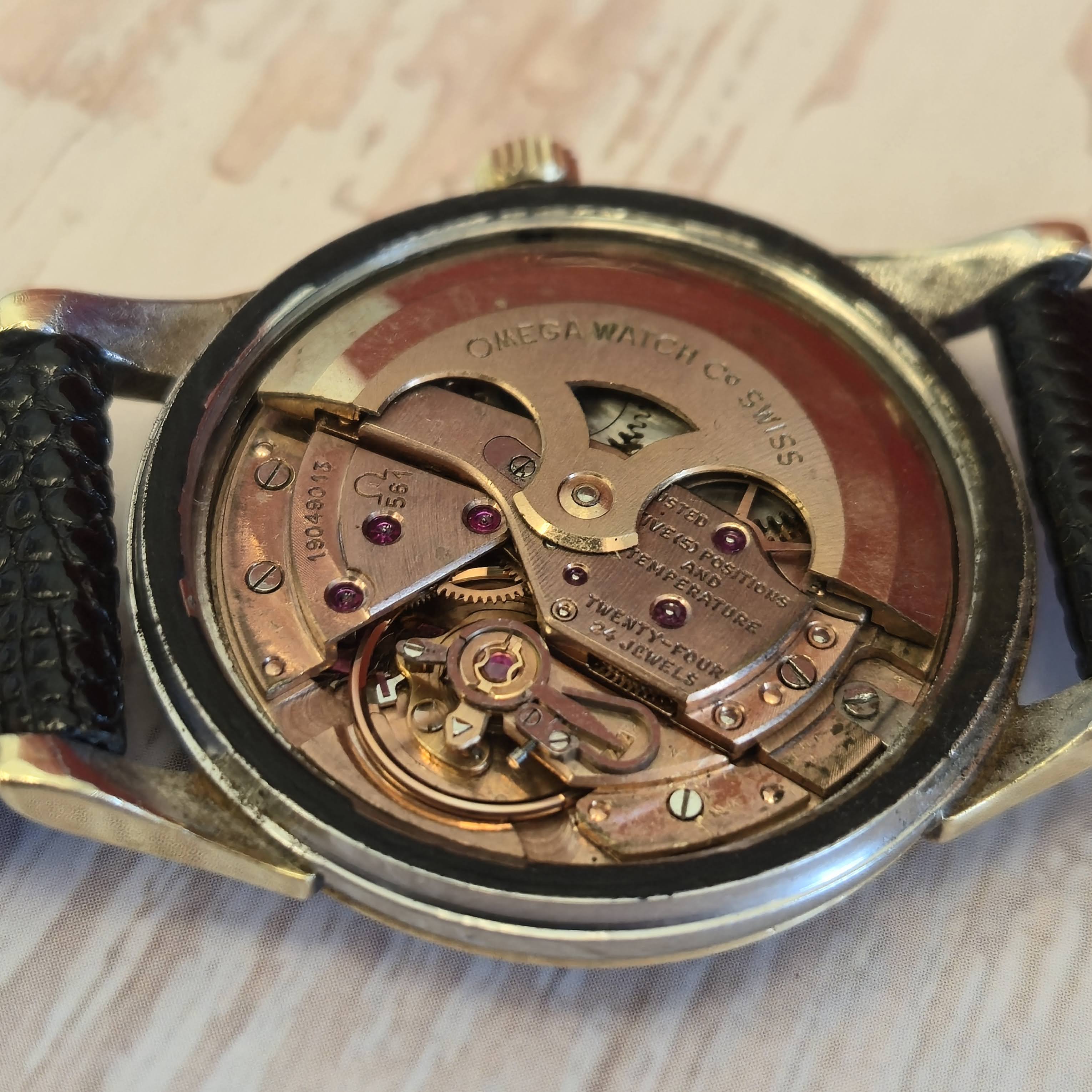 1962 Omega Constellation Calendar Automatic Watch 14393 Cal. 561 24 Jewels Chronometer ADJ. Wristwatch - Image 11
