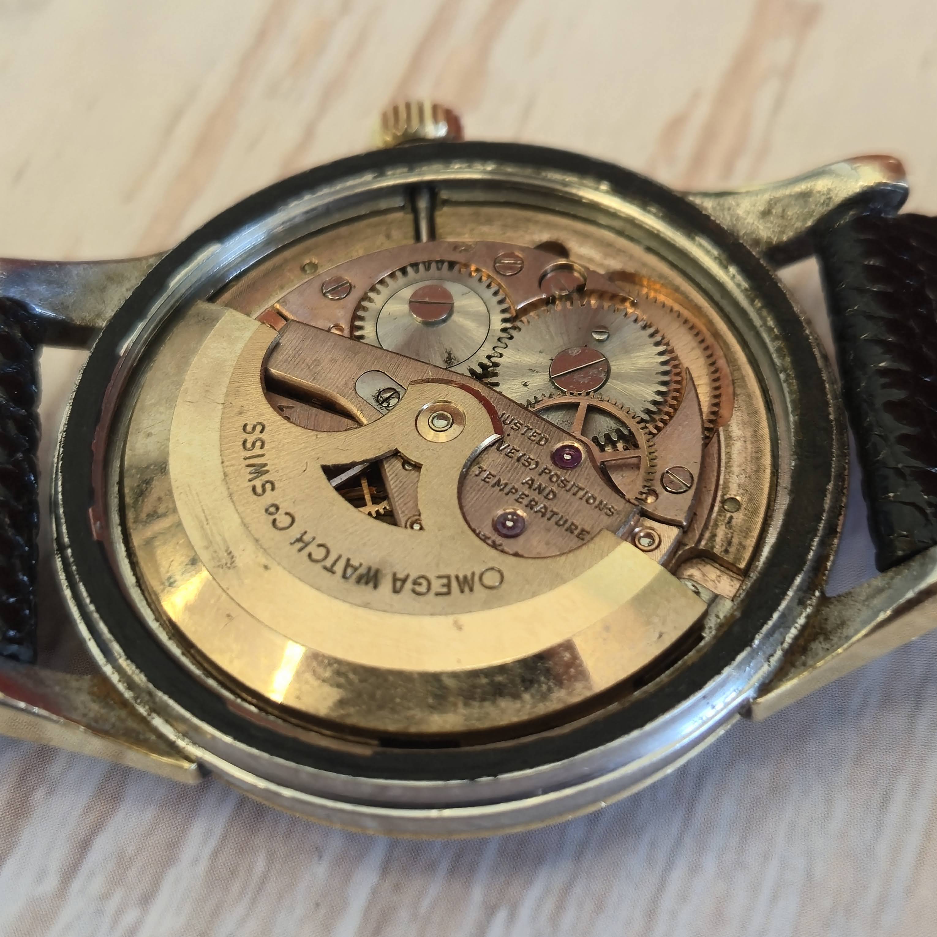 1962 Omega Constellation Calendar Automatic Watch 14393 Cal. 561 24 Jewels Chronometer ADJ. Wristwatch - Image 12
