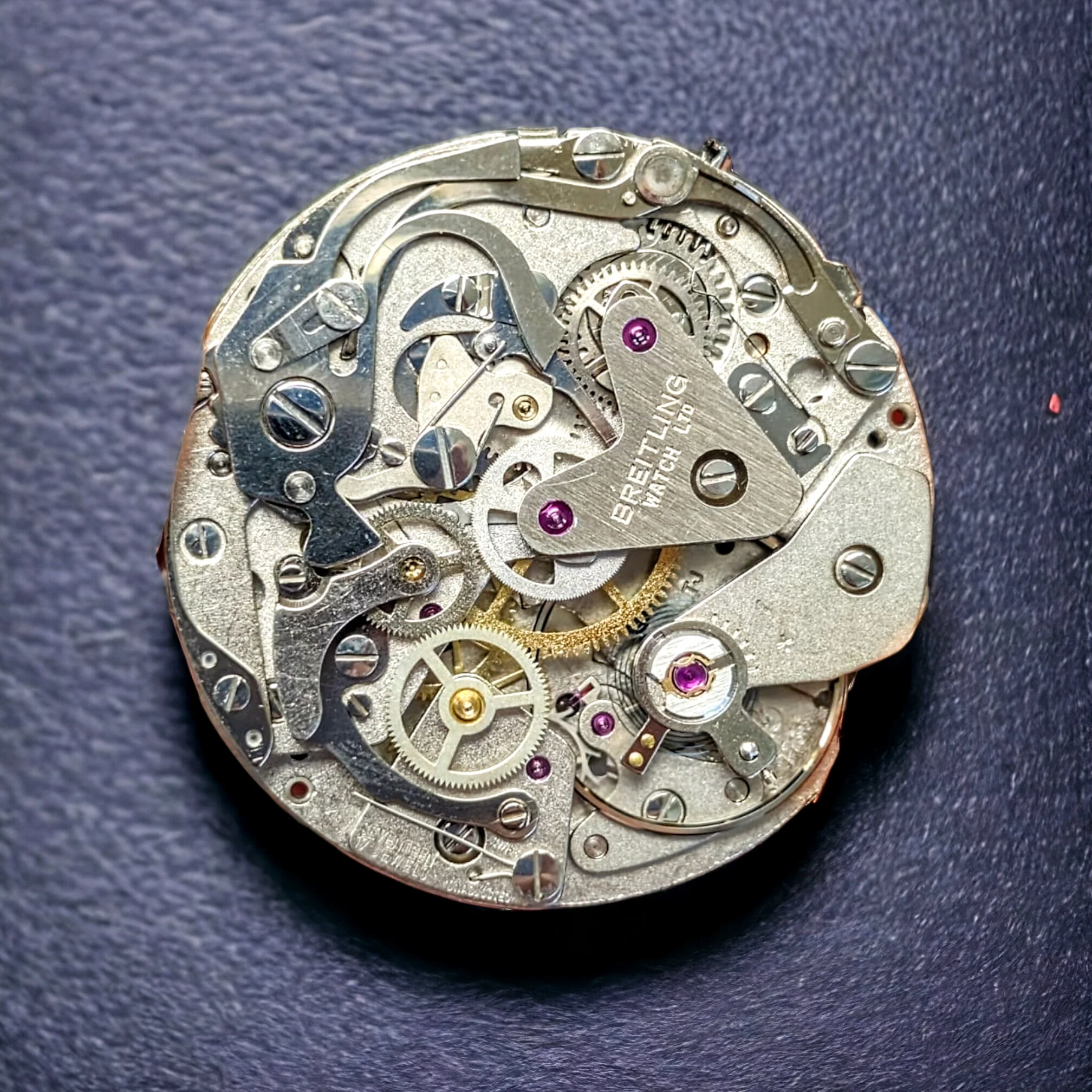 1965 BREITLING Top Time Chronograph Wristwatch Ref. 2000-33 Panda Dial Watch - Image 15