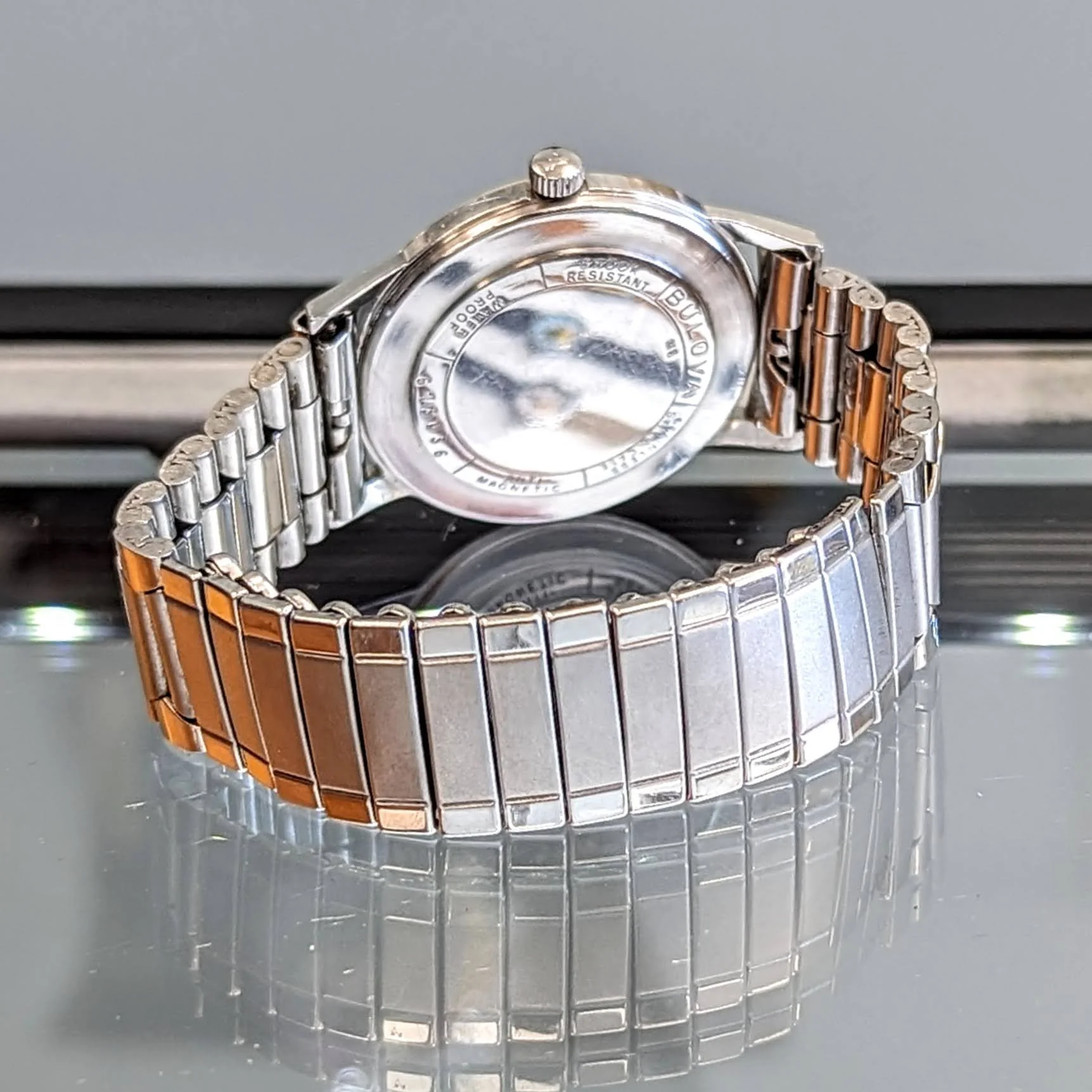 1966 BULOVA Surf King Waterproof Wristwatch 32mm Swiss Made Watch - All Stainless Steel - Image 10