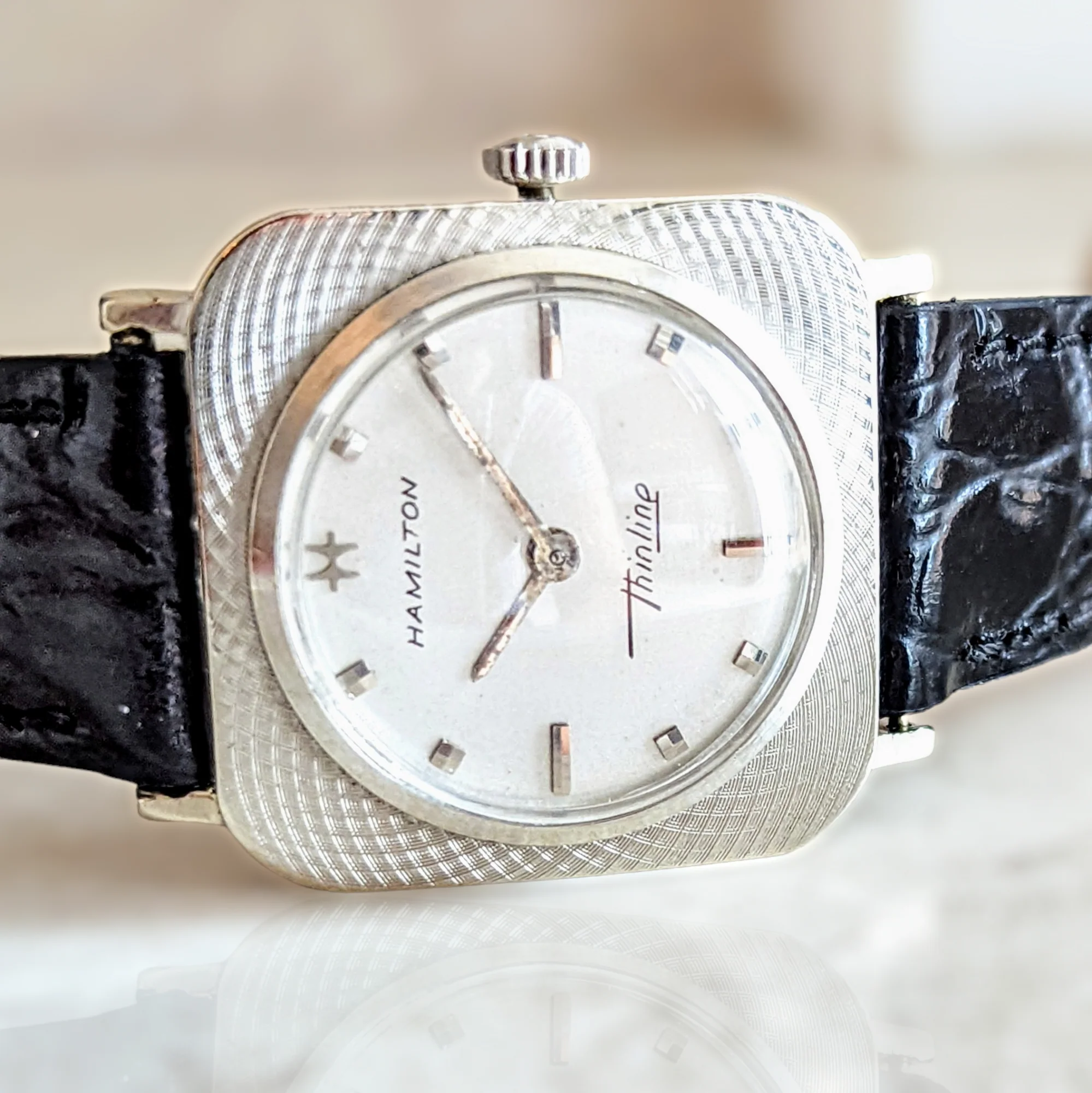 1966 HAMILTON Thinline 2019 Watch 14K GOLD Swiss Made - Image 2