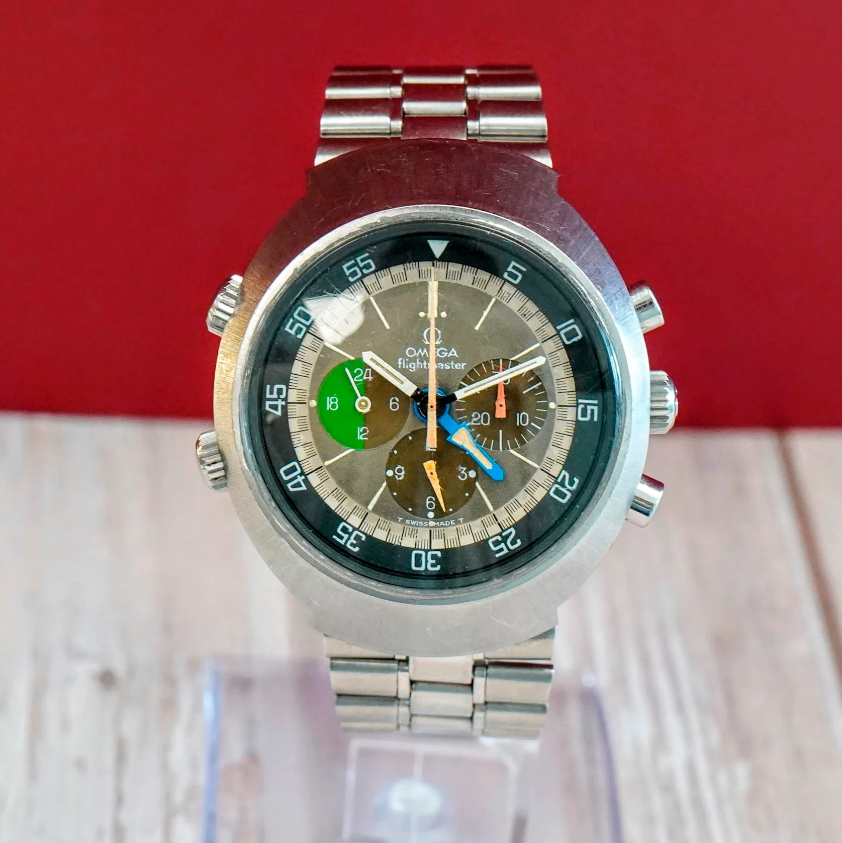 1969 Omega Flightmaster Chronograph Watch 143.013 Cal. 910 17 Jewels  43mm - ALL S.S. Original Bracelet - Image 2