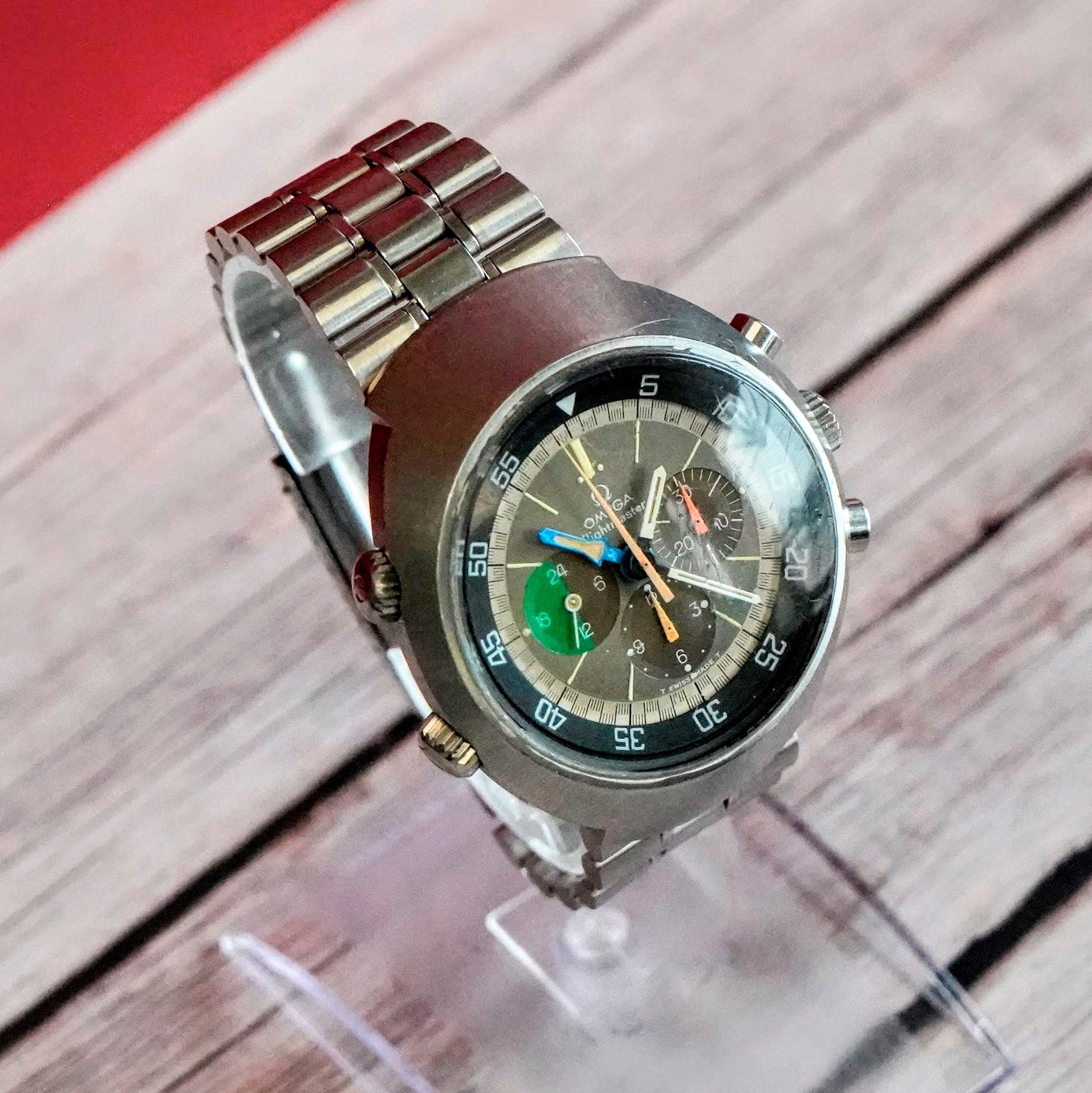 1969 Omega Flightmaster Chronograph Watch 143.013 Cal. 910 17 Jewels  43mm - ALL S.S. Original Bracelet - Image 7