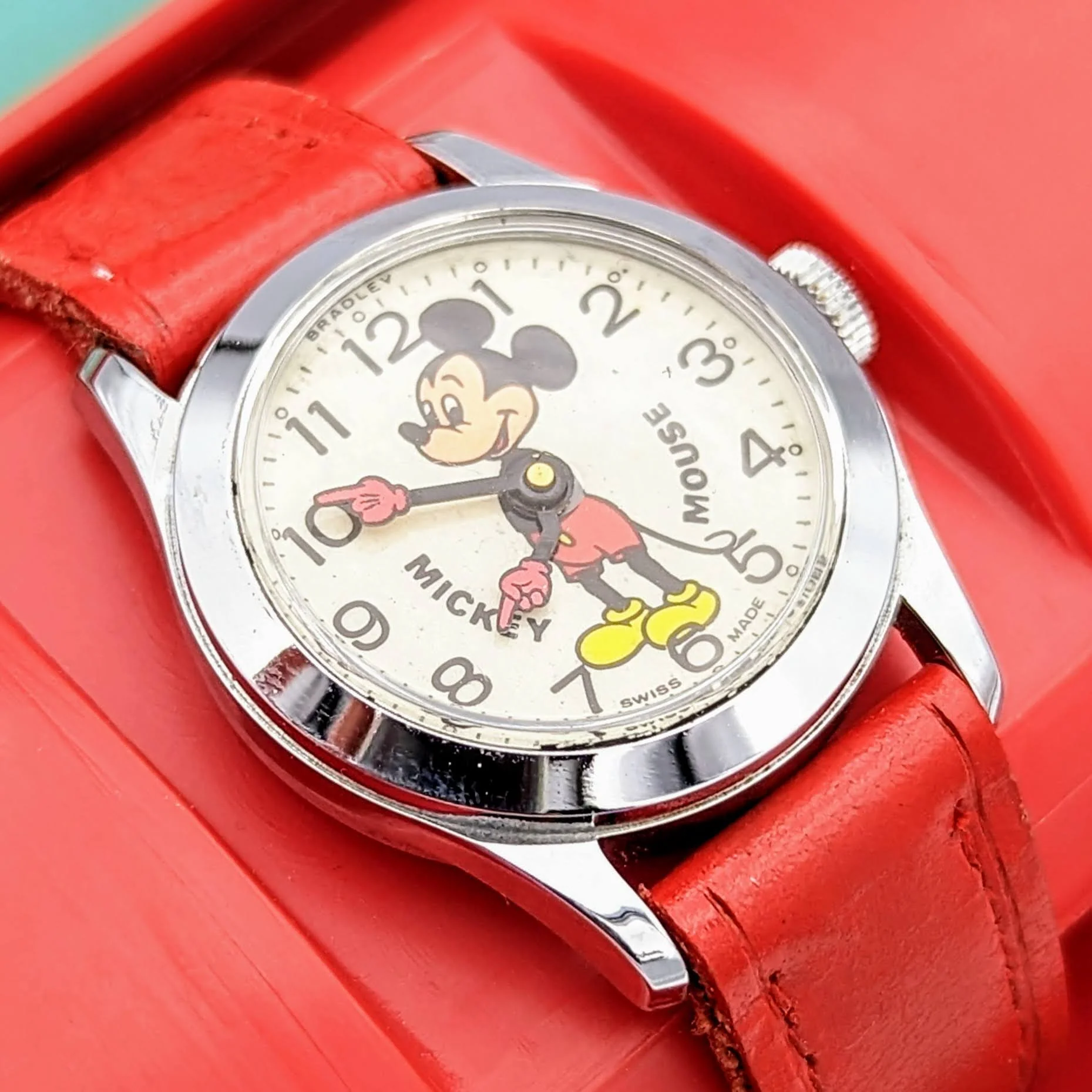 1975 MICKEY MOUSE Wristwatch by BRADLEY TIME Walt Disney Productions Swiss Made Watch - Image 4