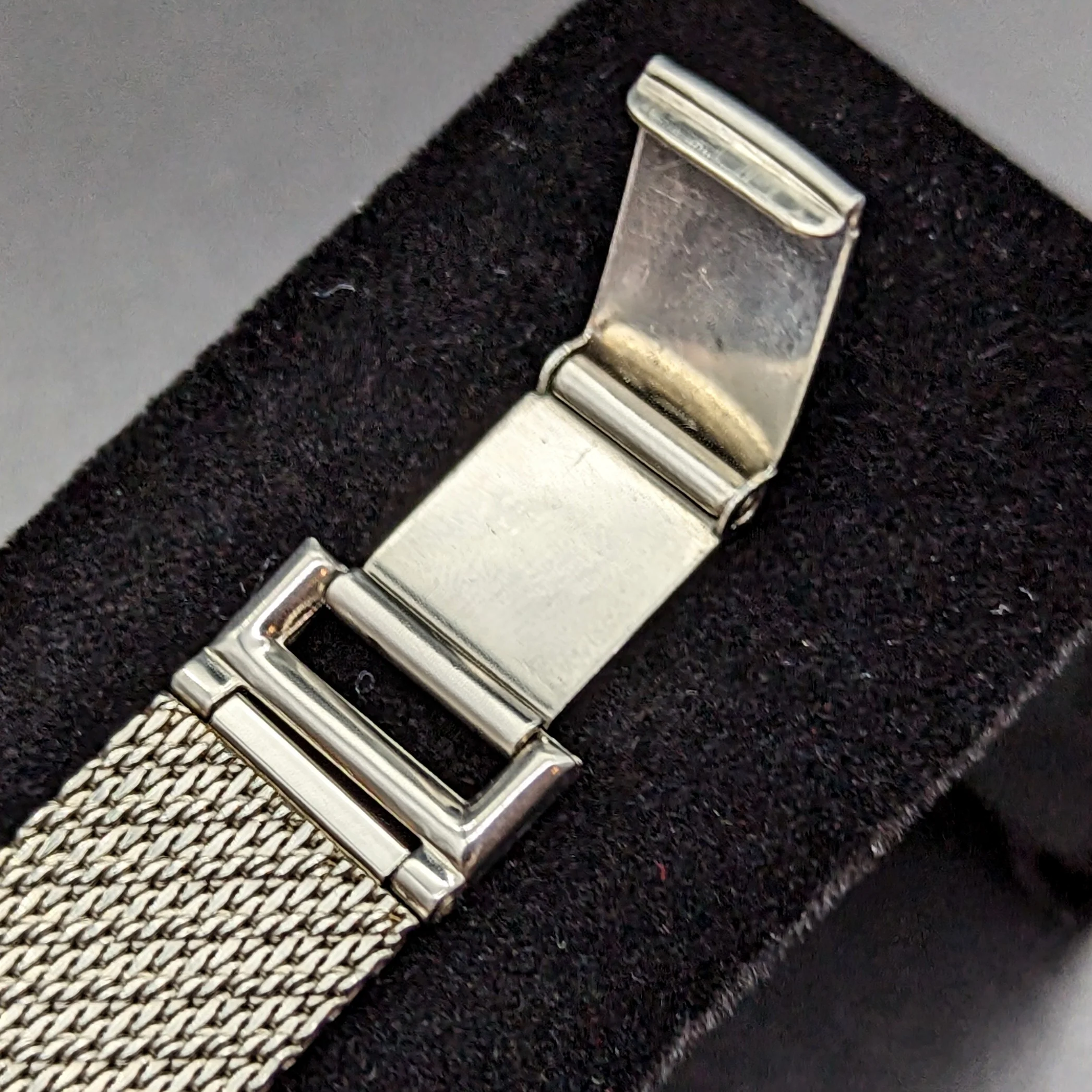 1970s SANDOZ Monsoon Automatic Watch Triple Date Swiss Made Wristwatch - Image 10