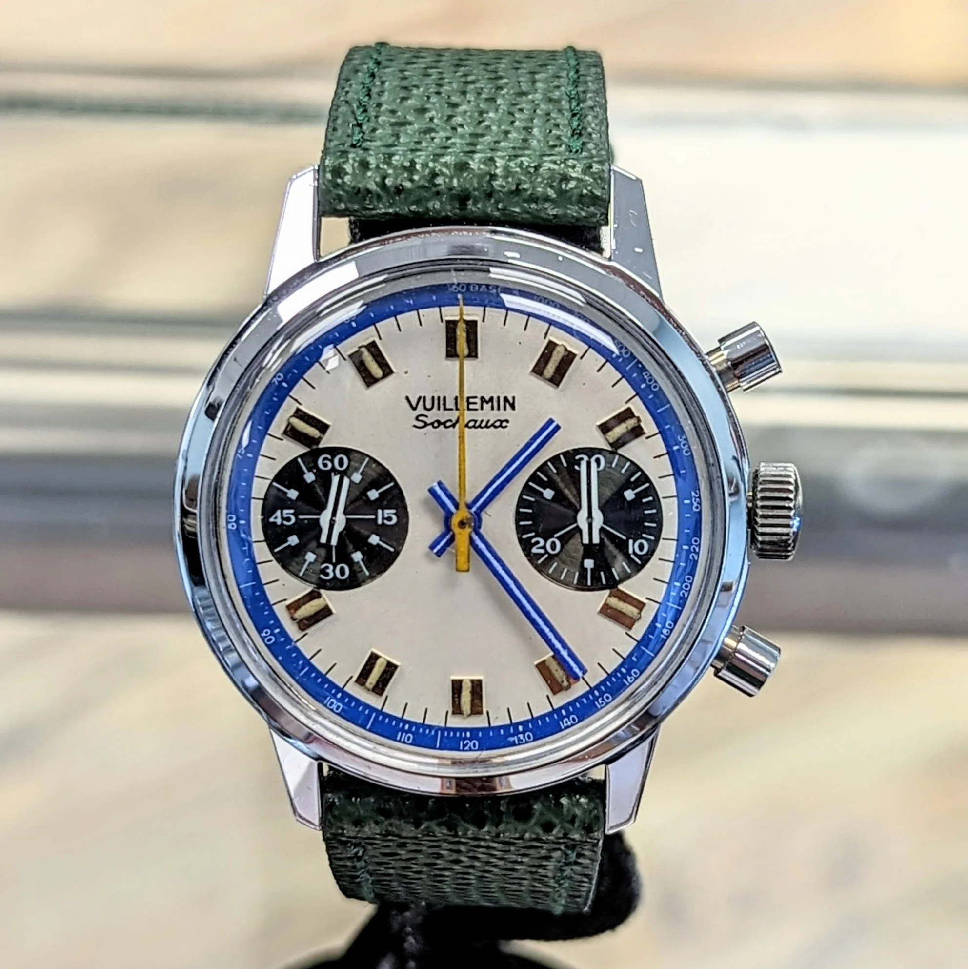 1970s VUILLEMIN Sochaux Chronograph Wristwatch by Croton Watch Co. Valjoux 7733 Panda-Style Dial - Image 2
