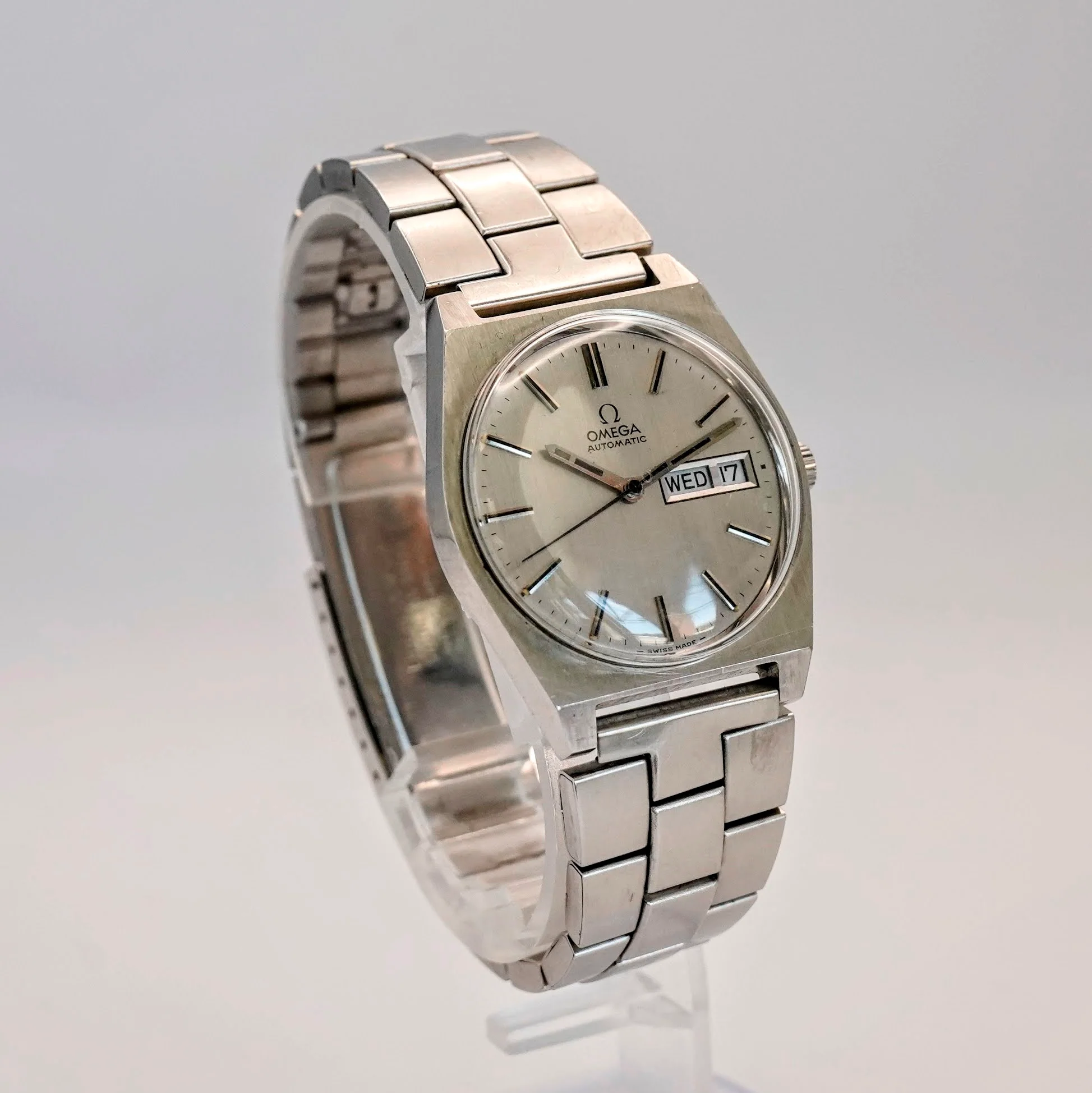 1972 Omega Automatic Watch 166.0120 Day/Date Cal. 1020 35mm 17 Jewels ALL S.S. - Image 2