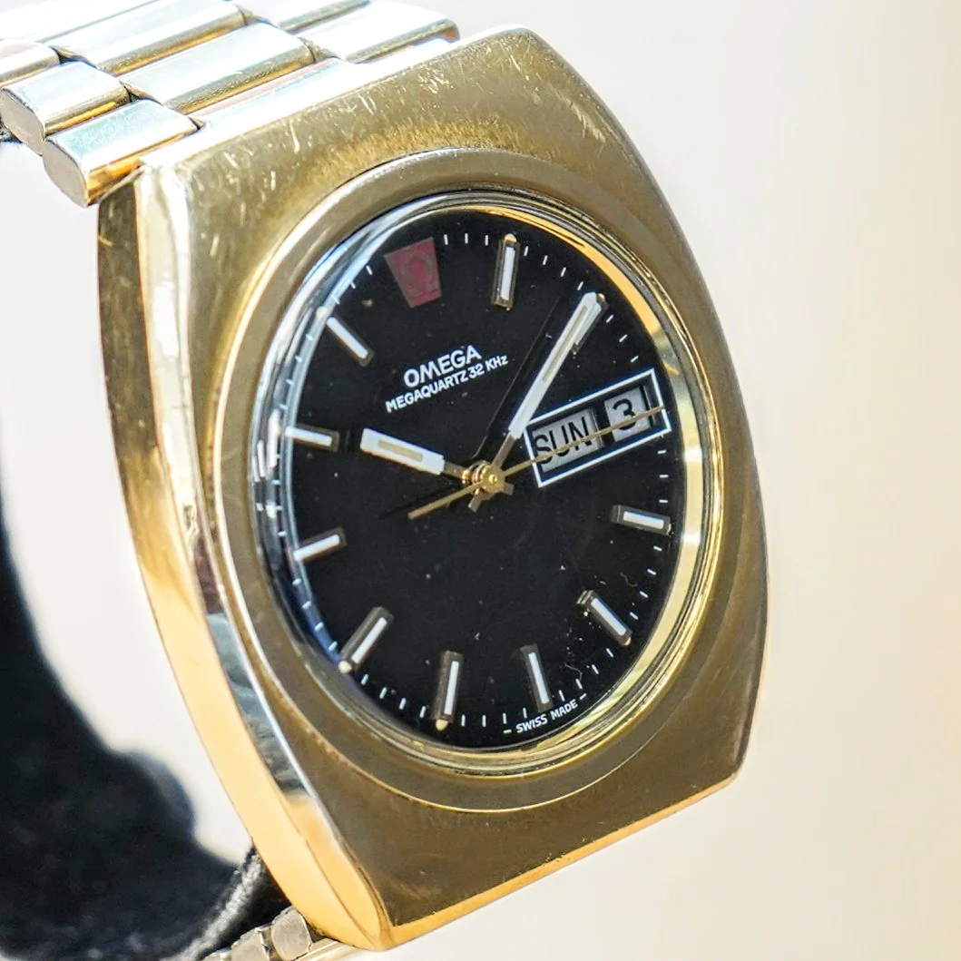 1972 OMEGA Megaquartz 32 KHz Watch 196.0030 Cal. 1310 Day/Date Wristwatch - Original Omega Bracelet - Image 4