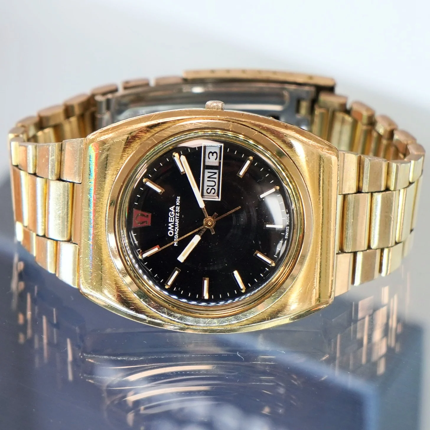 1972 OMEGA Megaquartz 32 KHz Watch 196.0030 Cal. 1310 Day/Date Wristwatch - Original Omega Bracelet - Image 7