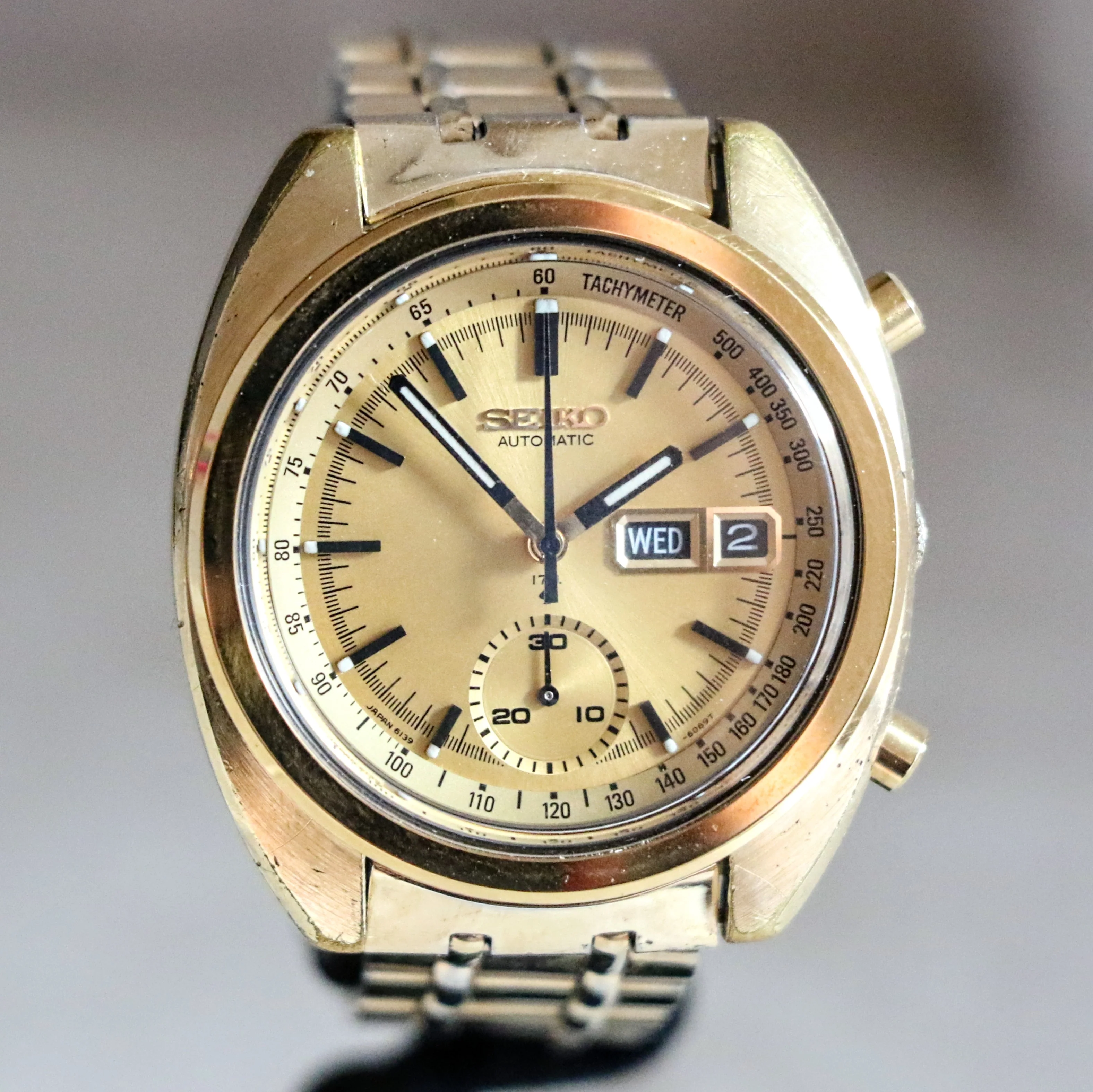 1972 SEIKO Golden Chronograph Automatic Watch Ref. 6139-6015 Vintage Wristwatch - Image 2