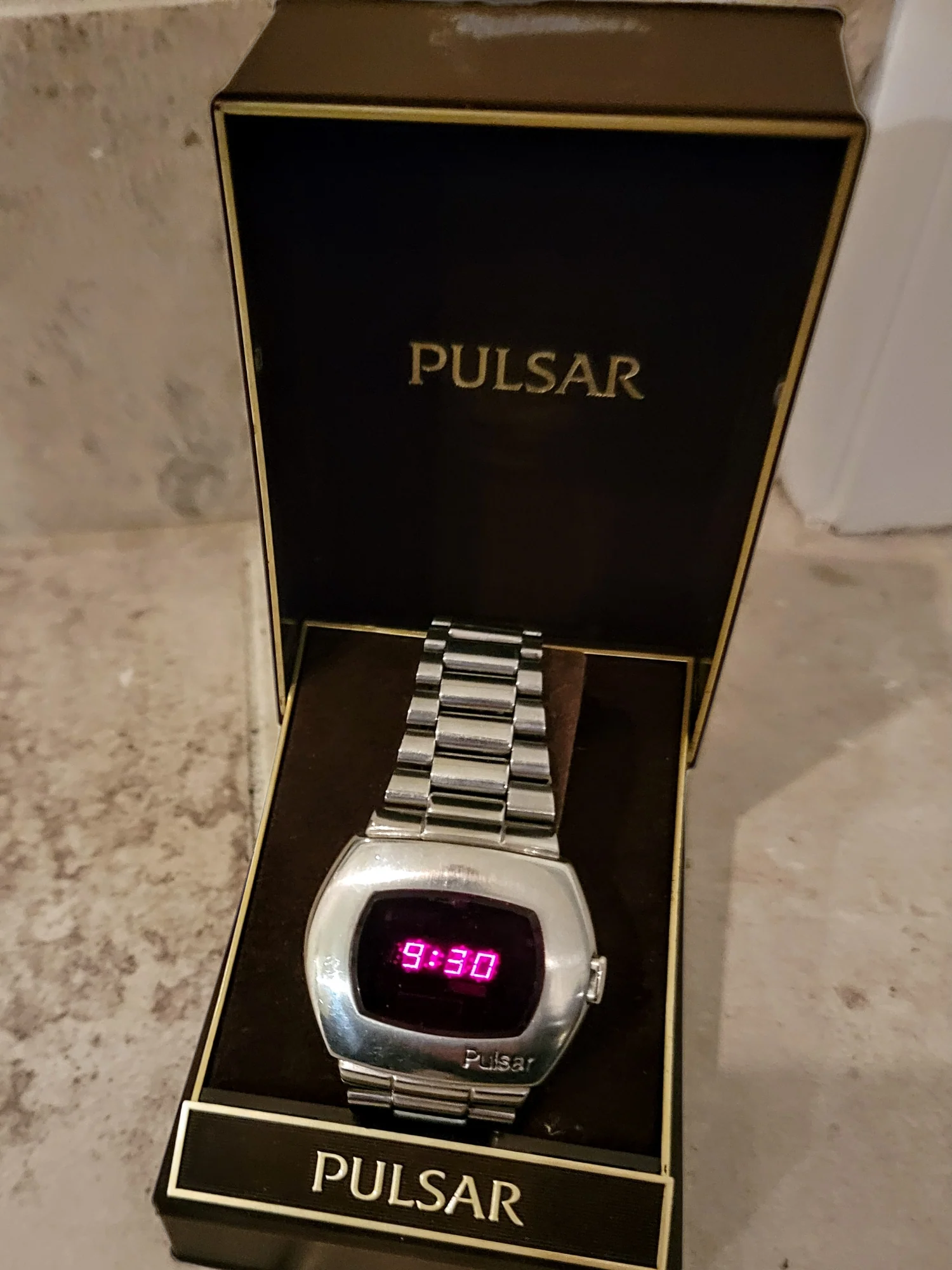 1973 PULSAR P2 Astronaut Wristwatch LED Digital Watch - All S. Steel - In BOX! - Image 18