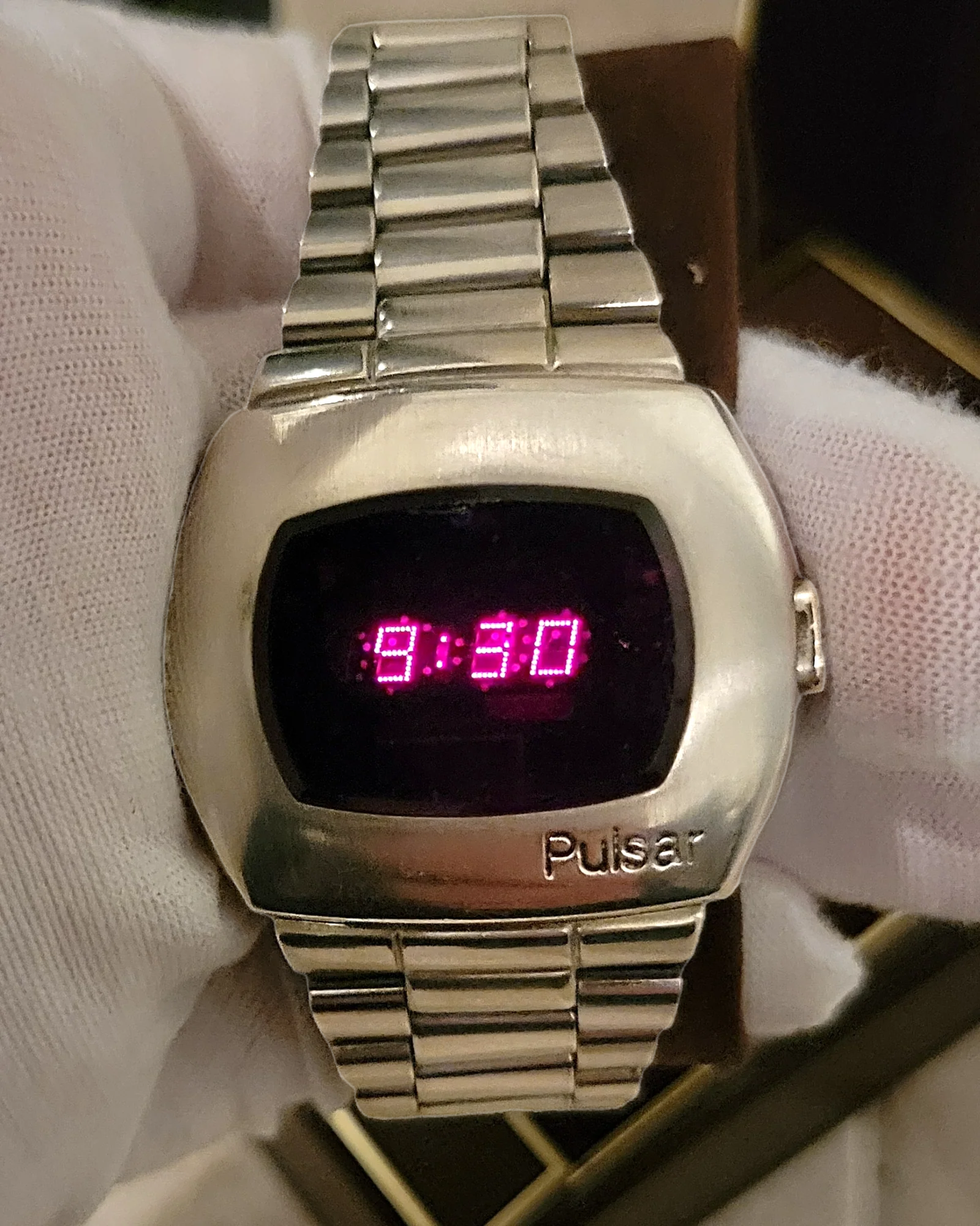 1973 PULSAR P2 Astronaut Wristwatch LED Digital Watch - All S. Steel - In BOX! - Image 3