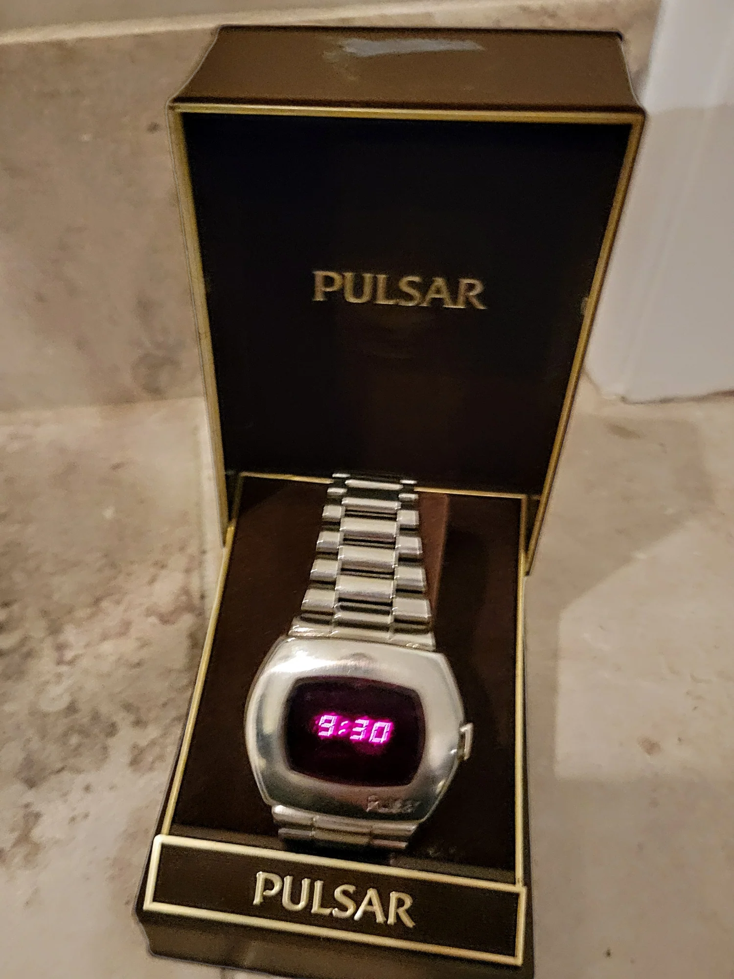1973 PULSAR P2 Astronaut Wristwatch LED Digital Watch - All S. Steel - In BOX! - Image 4