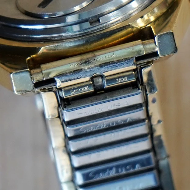 1976 BULOVA Computron Watch Red LED Display Digital Wristwatch - CELL 228 - Image 10