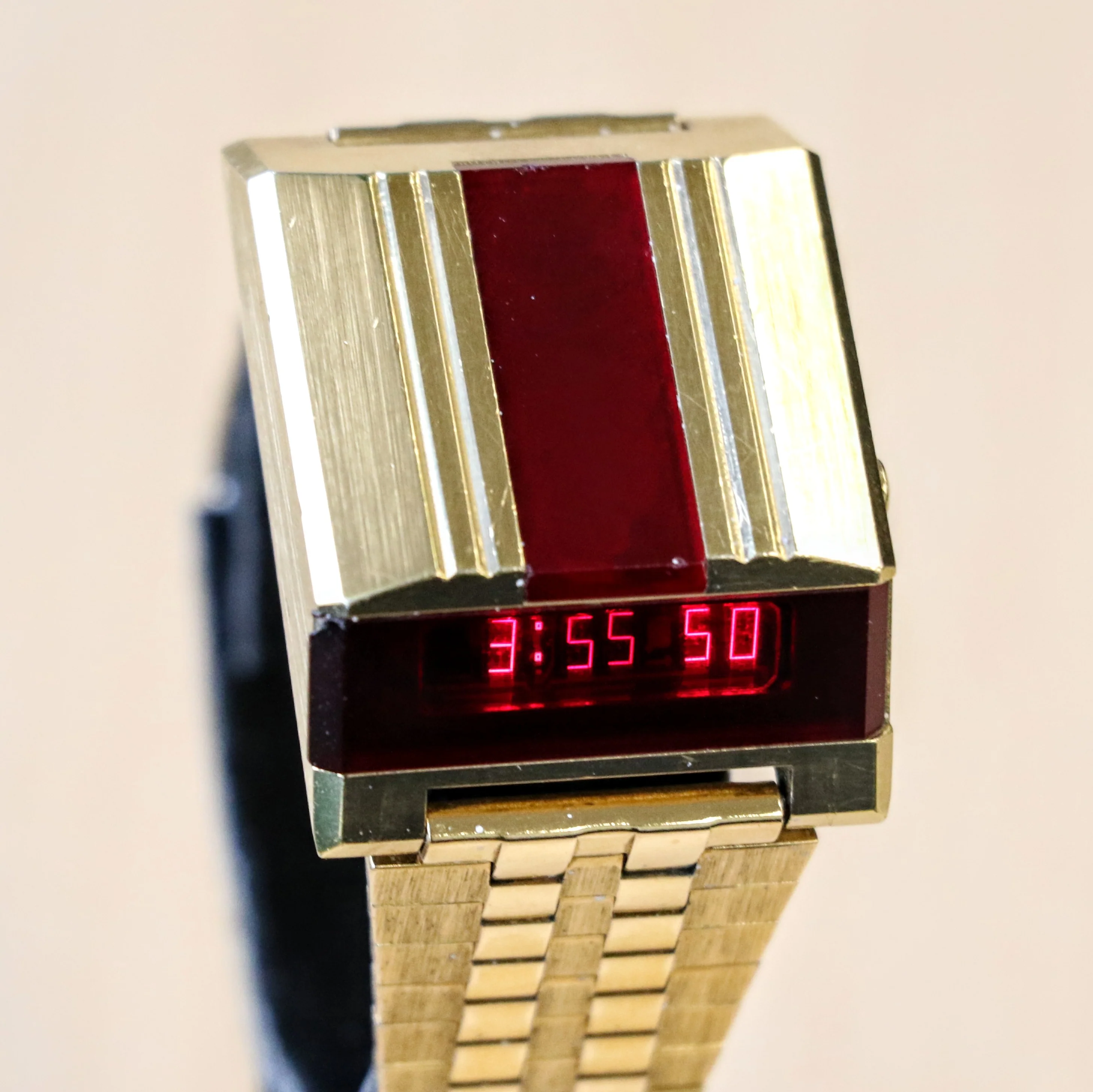 1977 BULOVA Computron Wristwatch Vintage Digital LED Watch CELL 228 - All Original - Image 6