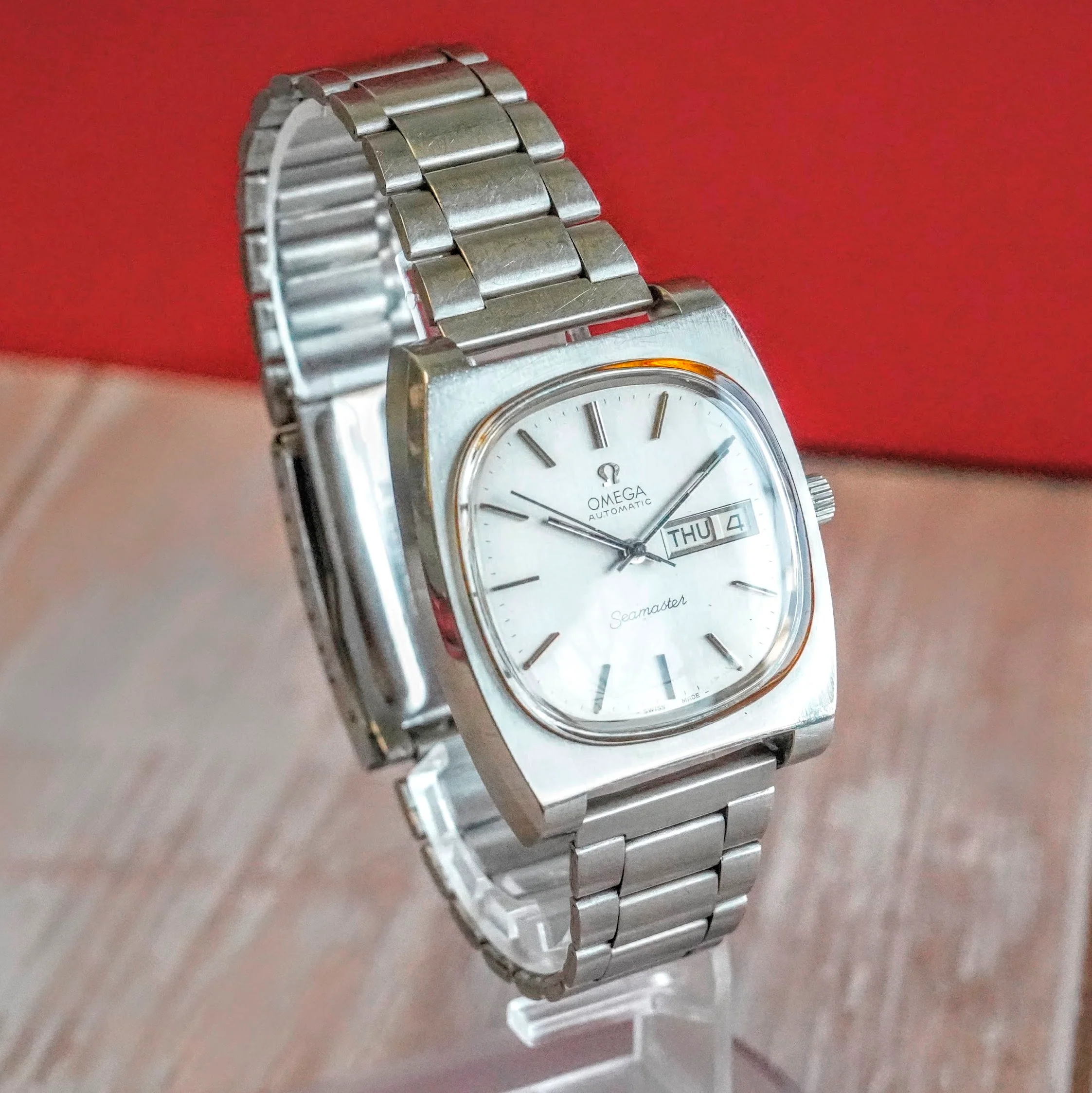 1977 Omega Seamaster Automatic Watch 166.0225 Day/Date Cal. 1022 "TV-Shaped" Case ALL S.S. - Original Omega Bracelet - Image 2