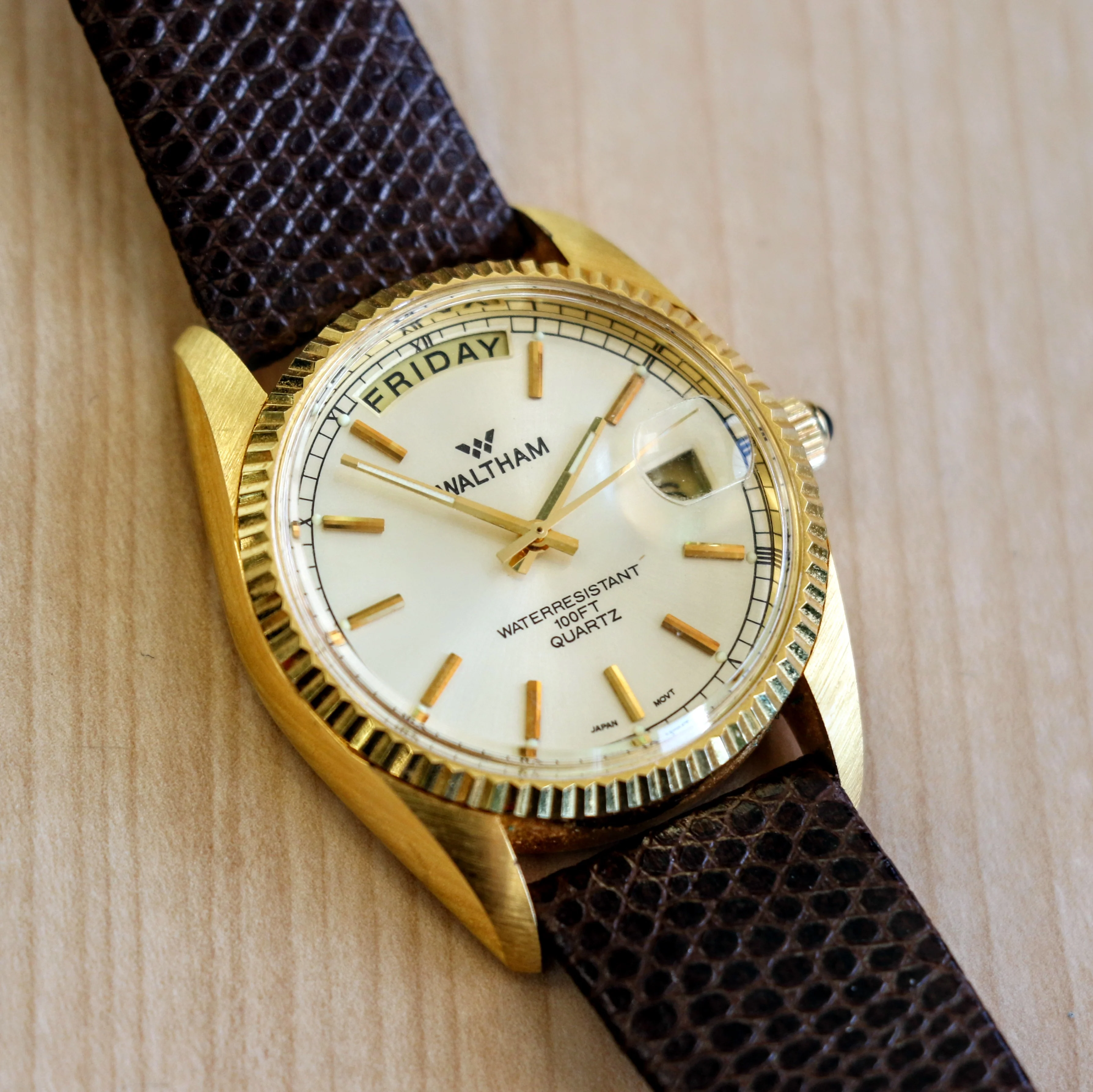 1980s WALTHAM Presidential Watch 34mm Quartz Day/Date Wristwatch - Image 9