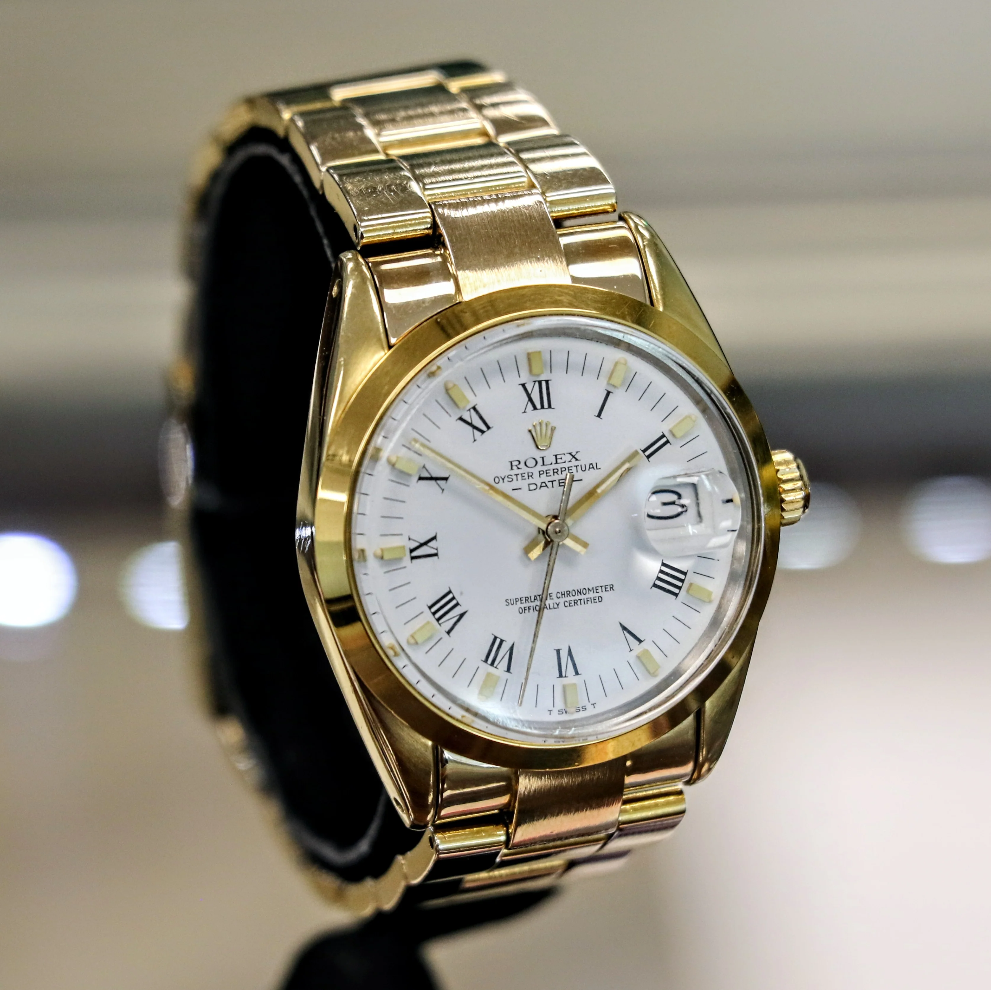 1985 ROLEX Oyster Perpetual Date 34mm Wristwatch Ref. 15505 Cal. 3035 27 Jewels Roman Numerals Dial Vintage Watch - Image 3