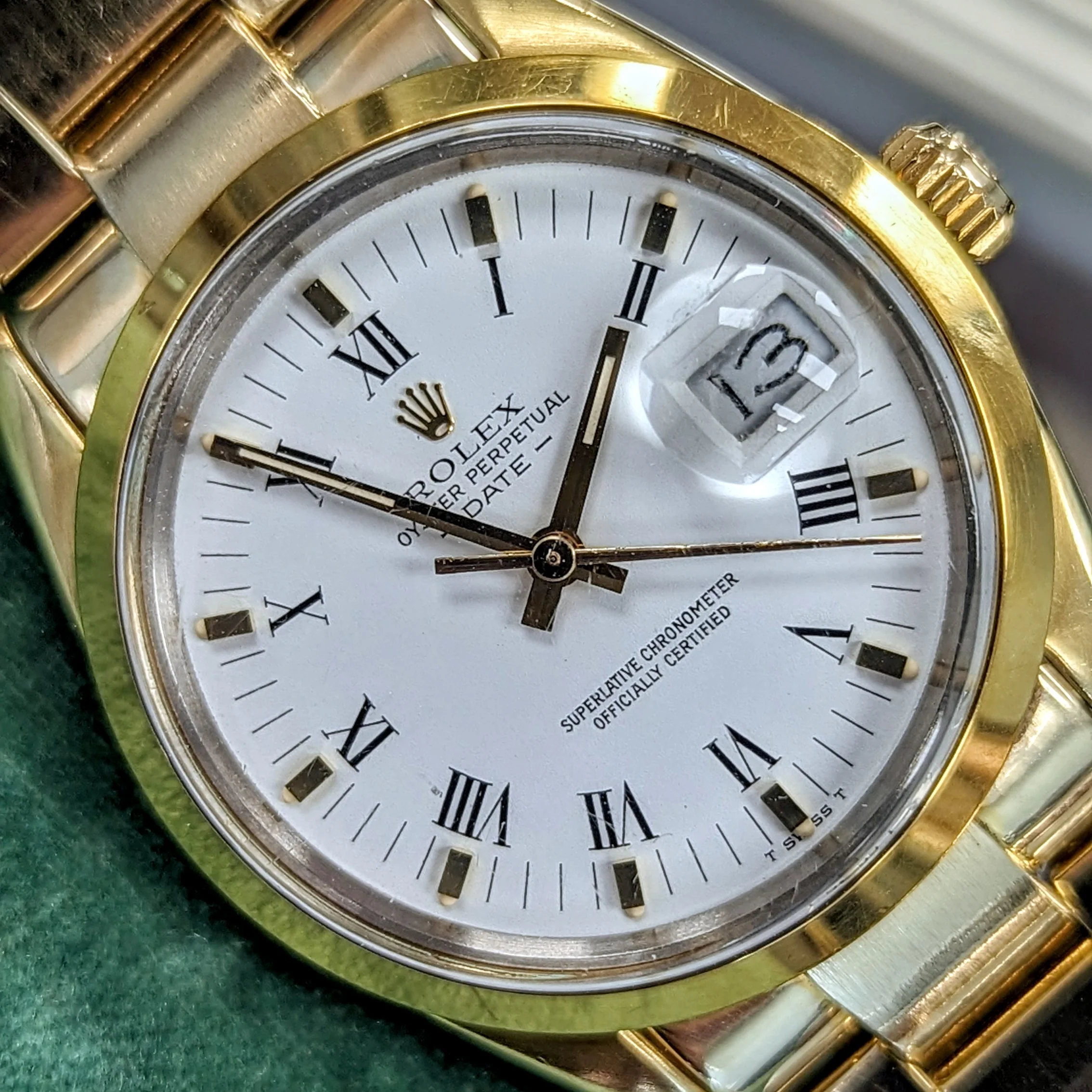 1985 ROLEX Oyster Perpetual Date 34mm Wristwatch Ref. 15505 Cal. 3035 27 Jewels Roman Numerals Dial Vintage Watch - Image 8