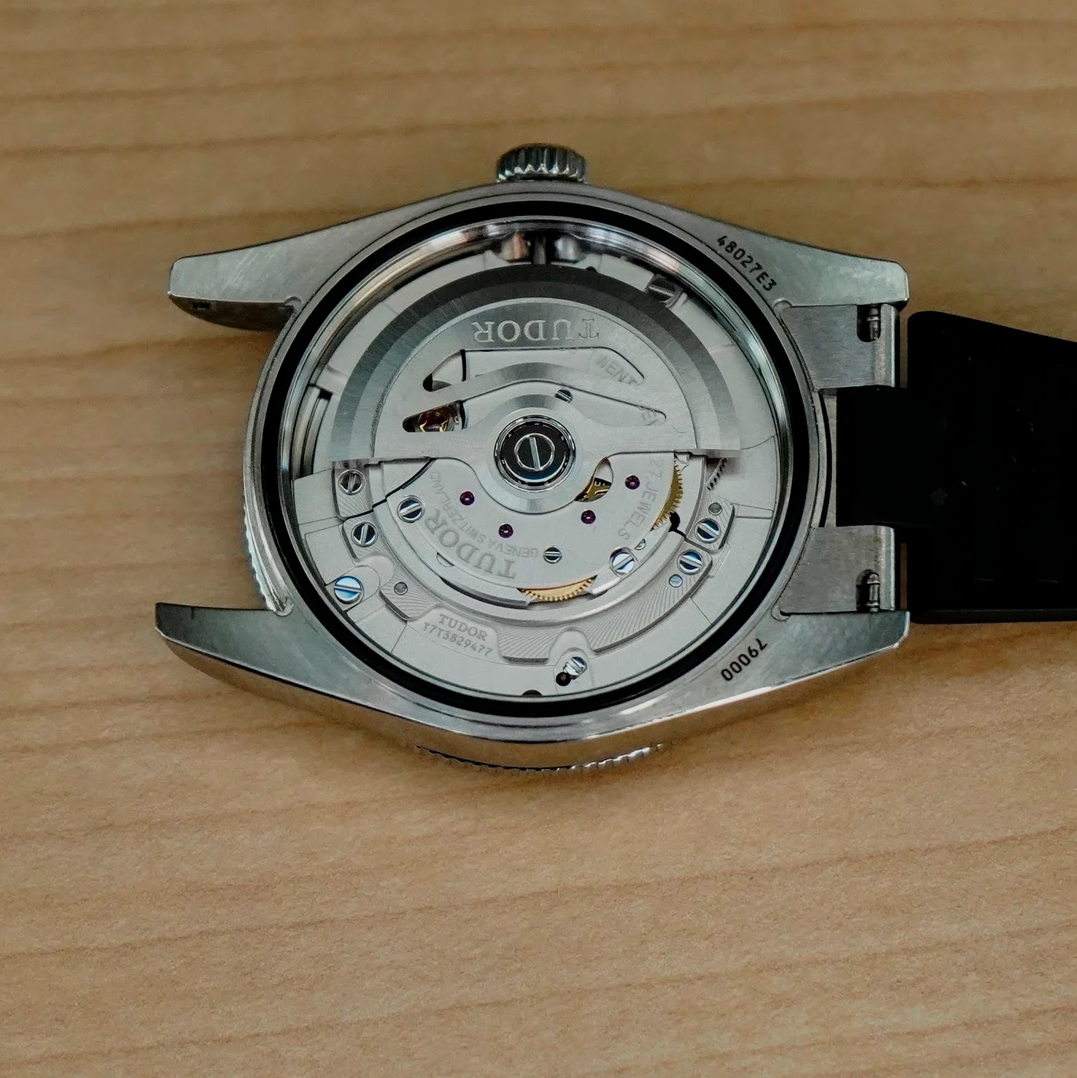 2025 Tudor Black Bay 54 Watch M79000N 37mm Rubber Strap - ALL Original - Box & Papers - Image 15