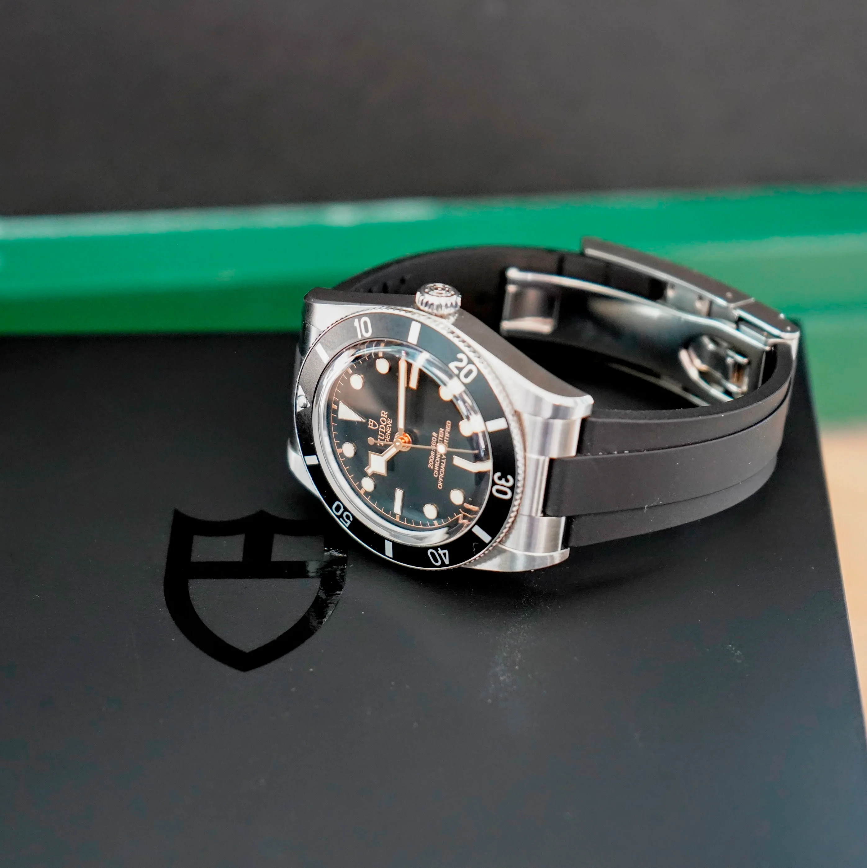 2025 Tudor Black Bay 54 Watch M79000N 37mm Rubber Strap - ALL Original - Box & Papers - Image 8