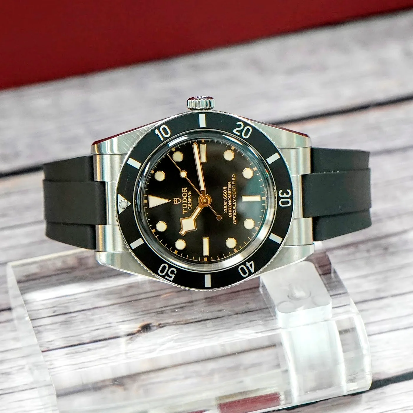 2025 Tudor Black Bay 54 Watch M79000N 37mm Rubber Strap - ALL Original - Box & Papers - Image 9
