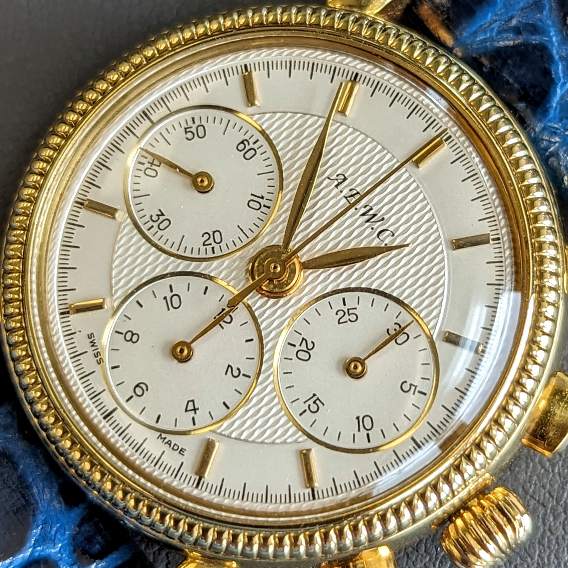 A.E.W.C. Chronograph Watch 18K Gold 17 Jewels Display Back 15108.2 Lemania Movement - Image 12