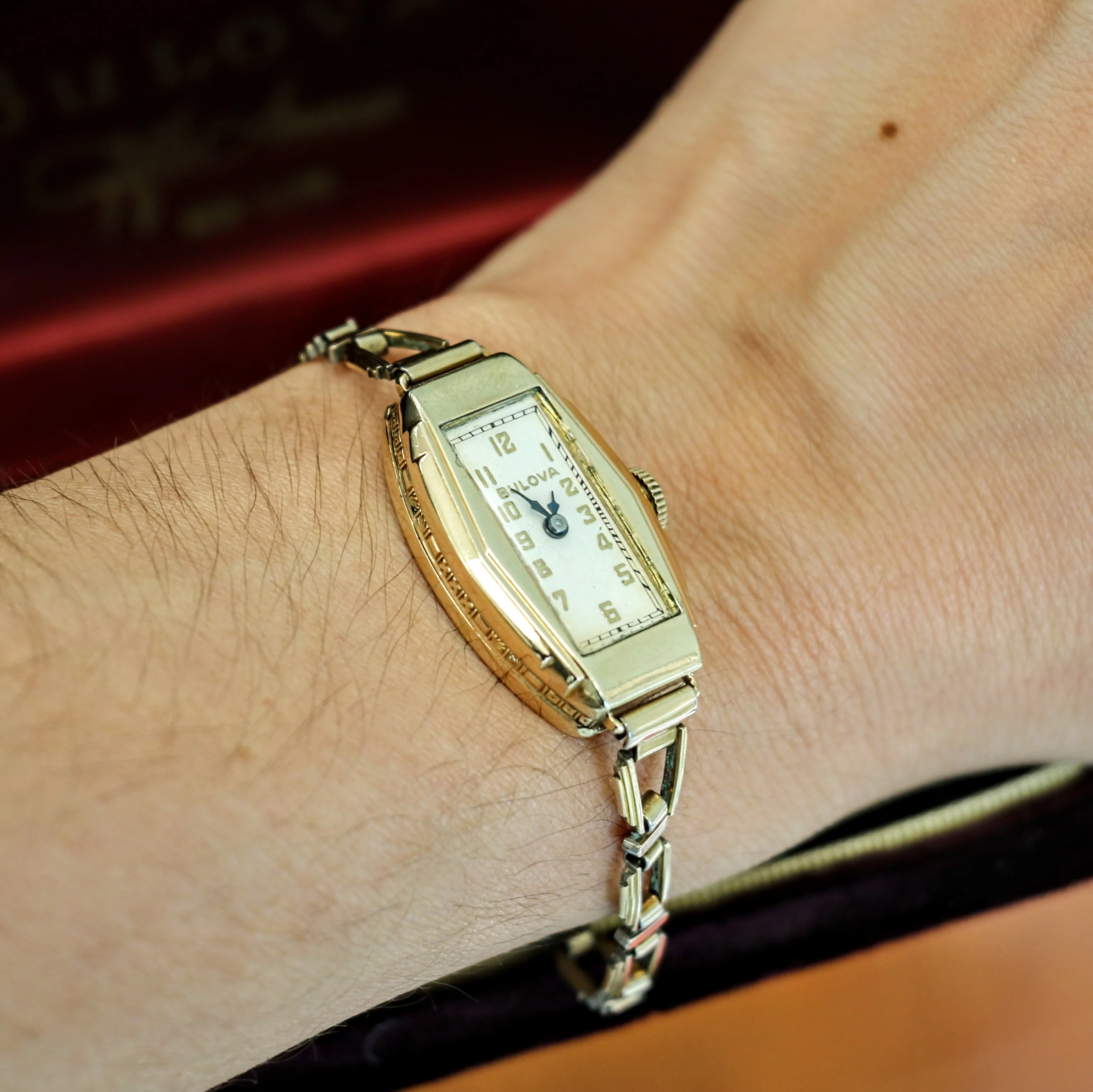 1935 BULOVA Carolyn Art Deco Ladies Watch 10K GF Original Bracelet Vintage Wristwatch - Image 8