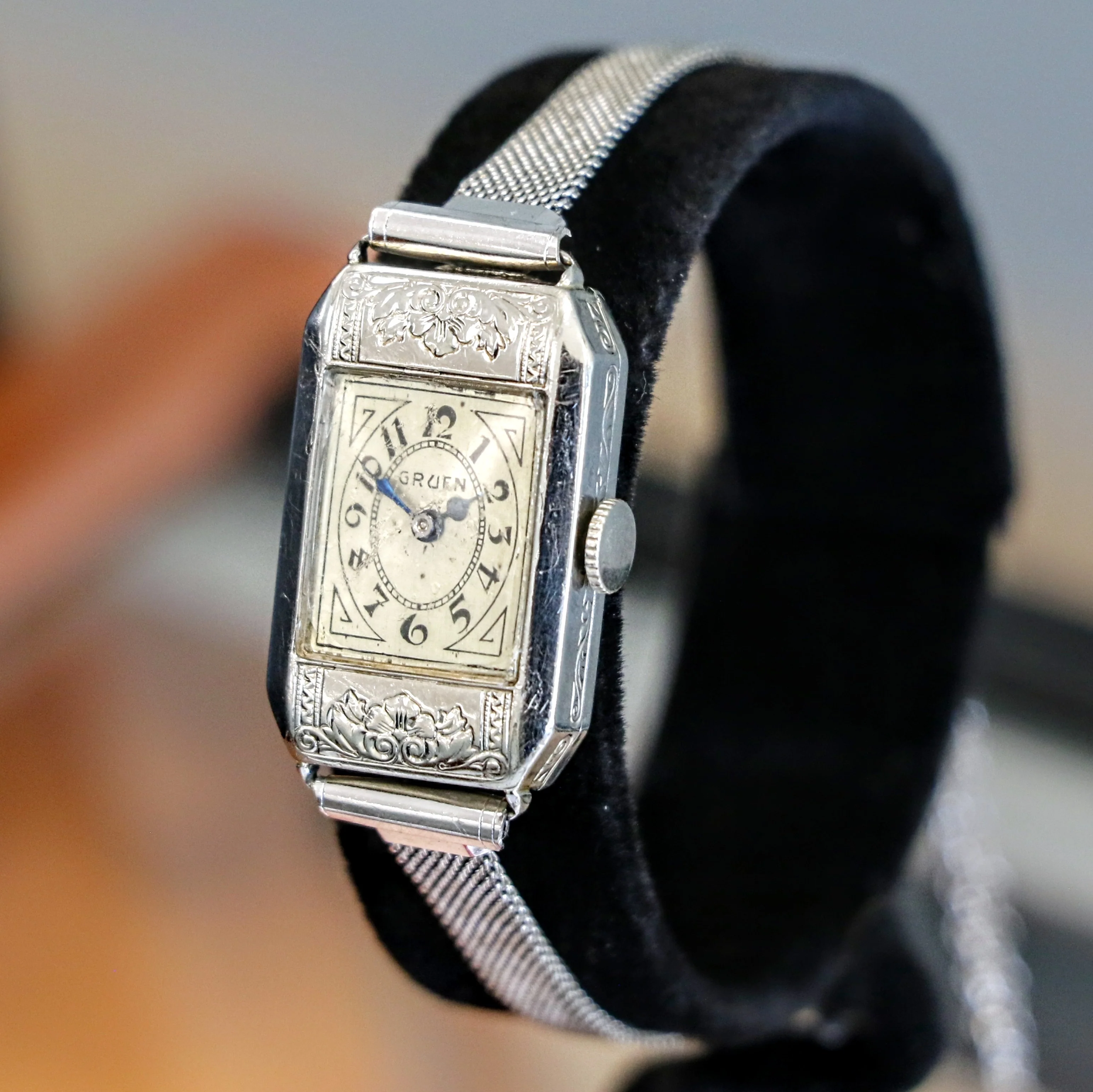 Art Deco Ladies Gruen Watch - Original Bracelet Vintage Wristwatch - Image 2