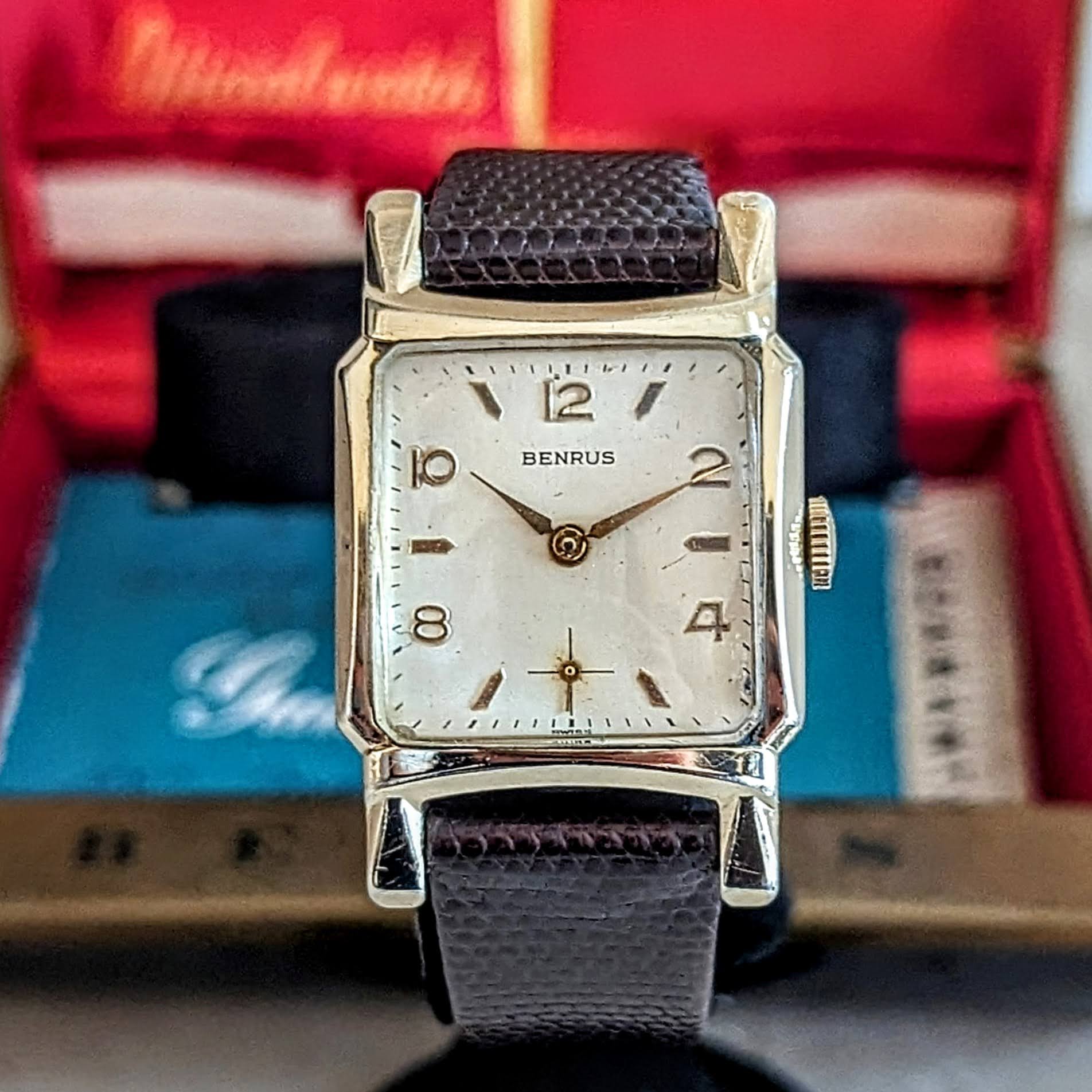 BENRUS Watch Model DM21 17 Jewels Swiss Made Vintage Wristwatch - Image 6